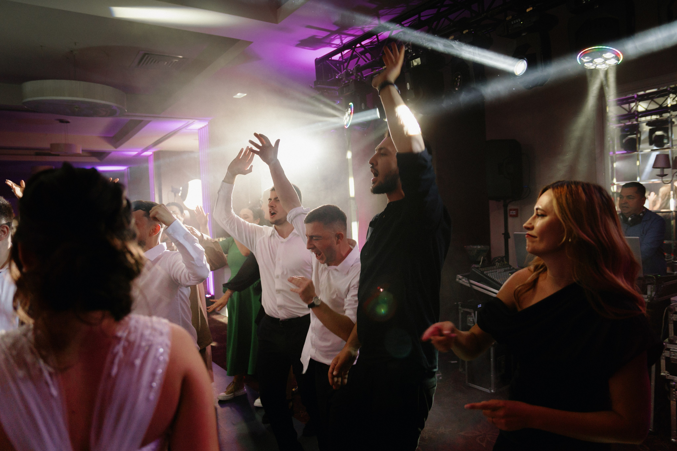 Andreea & Emanuel. STORYCATCHERS