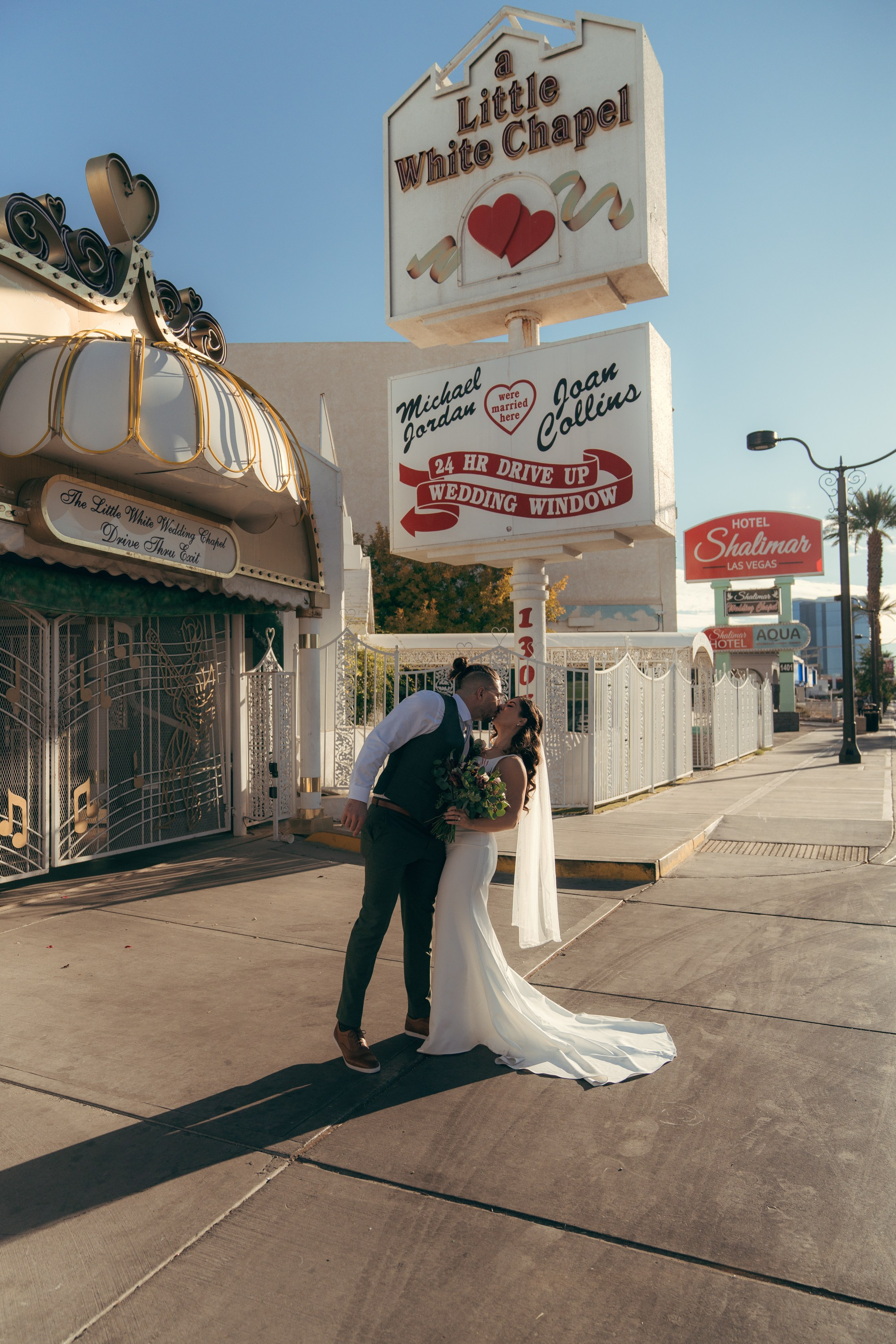 Evan&Jessica. Wedding & elopement photographer Viktoriya Kravtsov. Las Vegas