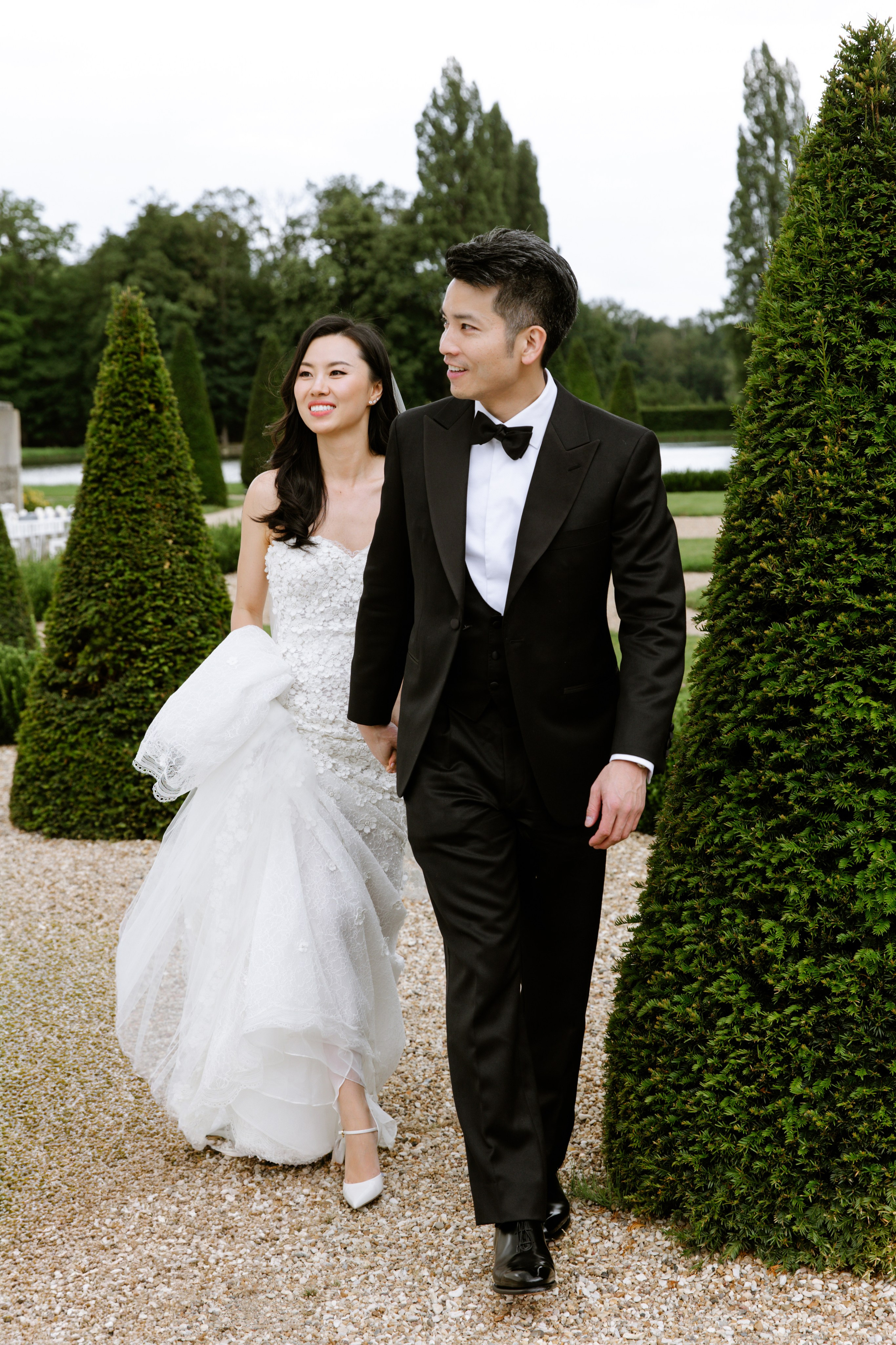 Nan & Brian | Château de Villette Wedding in France. Paris Wedding Photographer