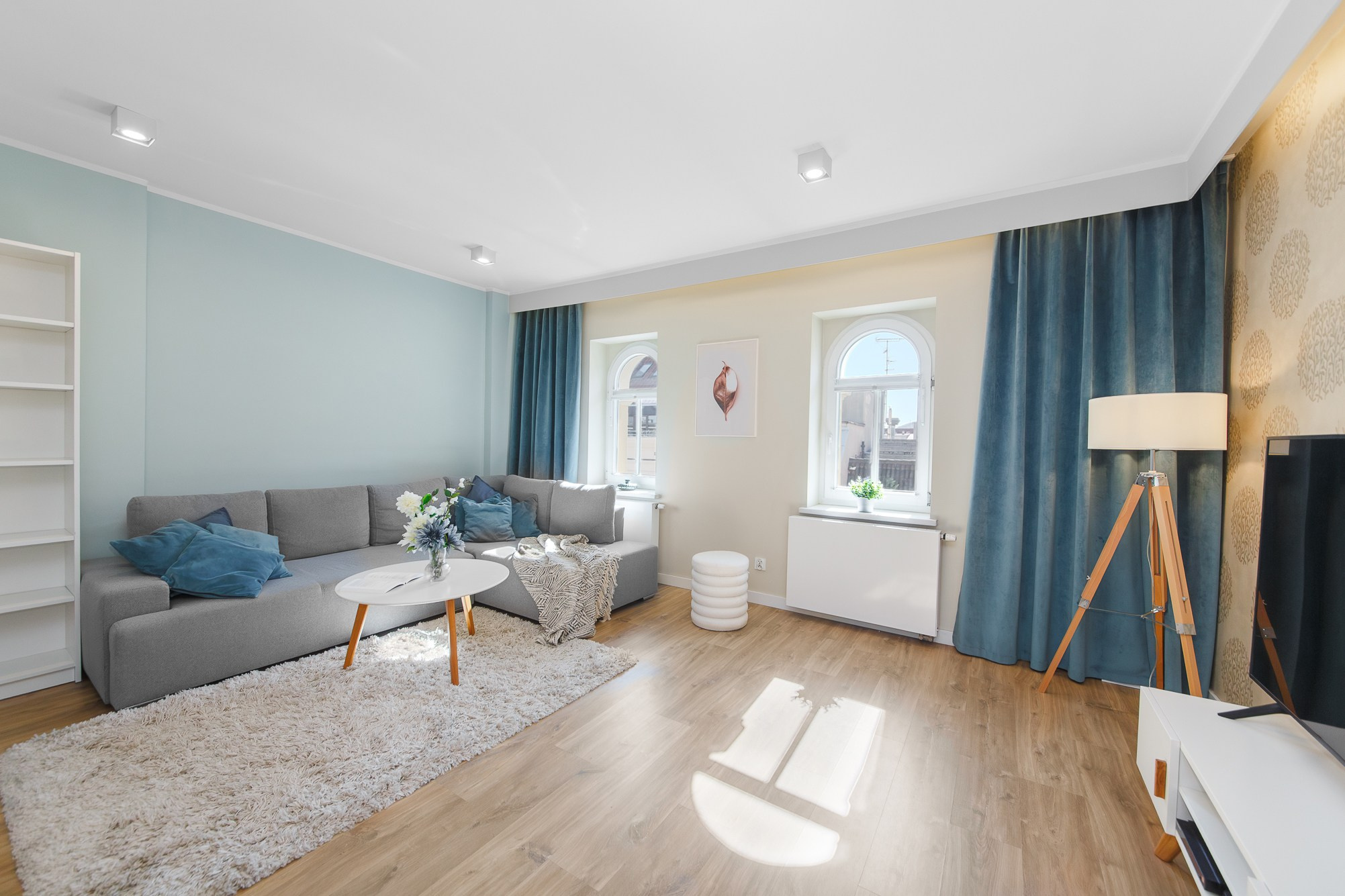 Fotografia nieruchomości, wnętrz, mieszkań, restauracji, biur i apartamentów. Wedding and portrait photographer in Poland Vitali Frozen