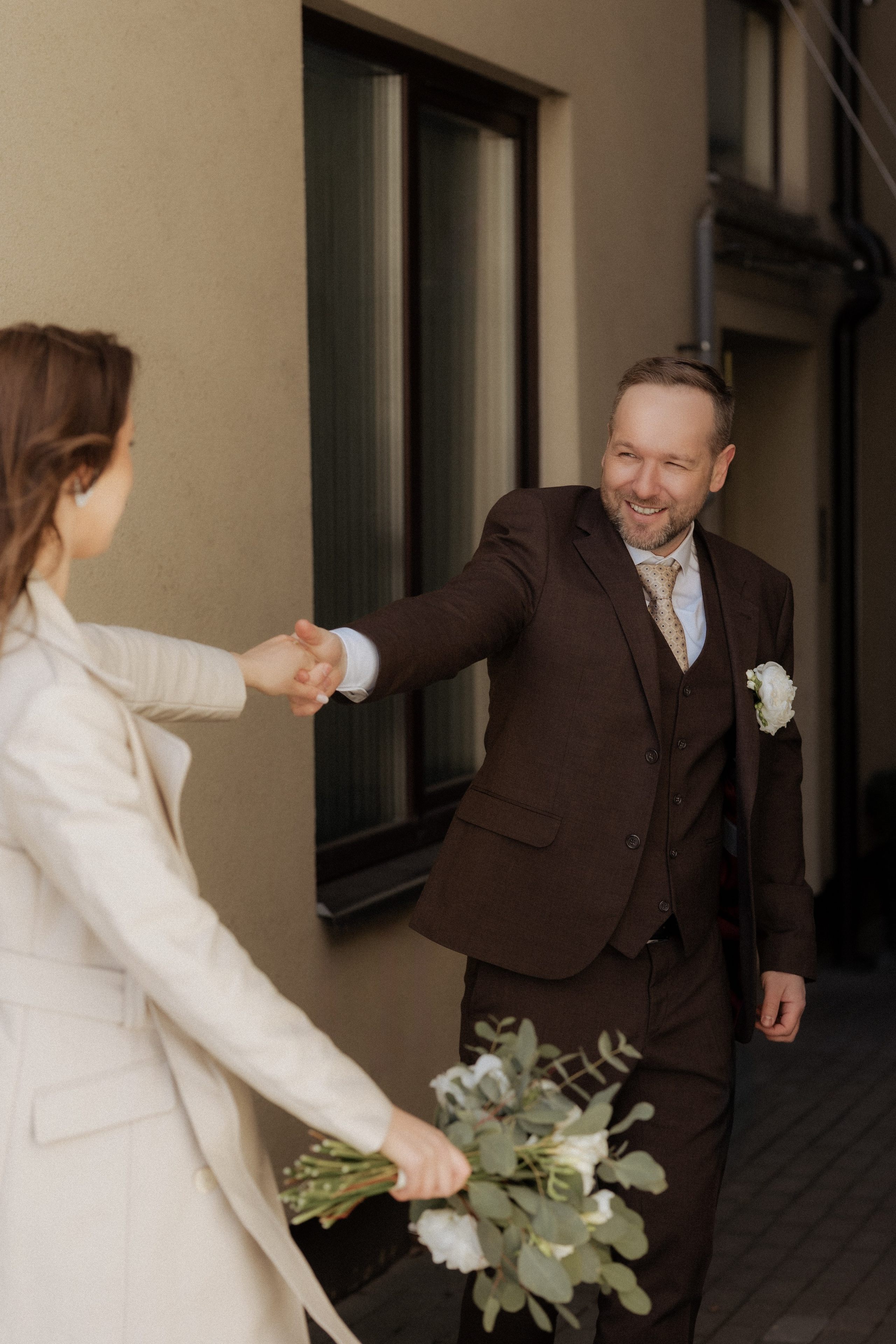 Monika ir Vytautas — miestu alsuojanti trumpa jaunųjų fotosesija Kaune