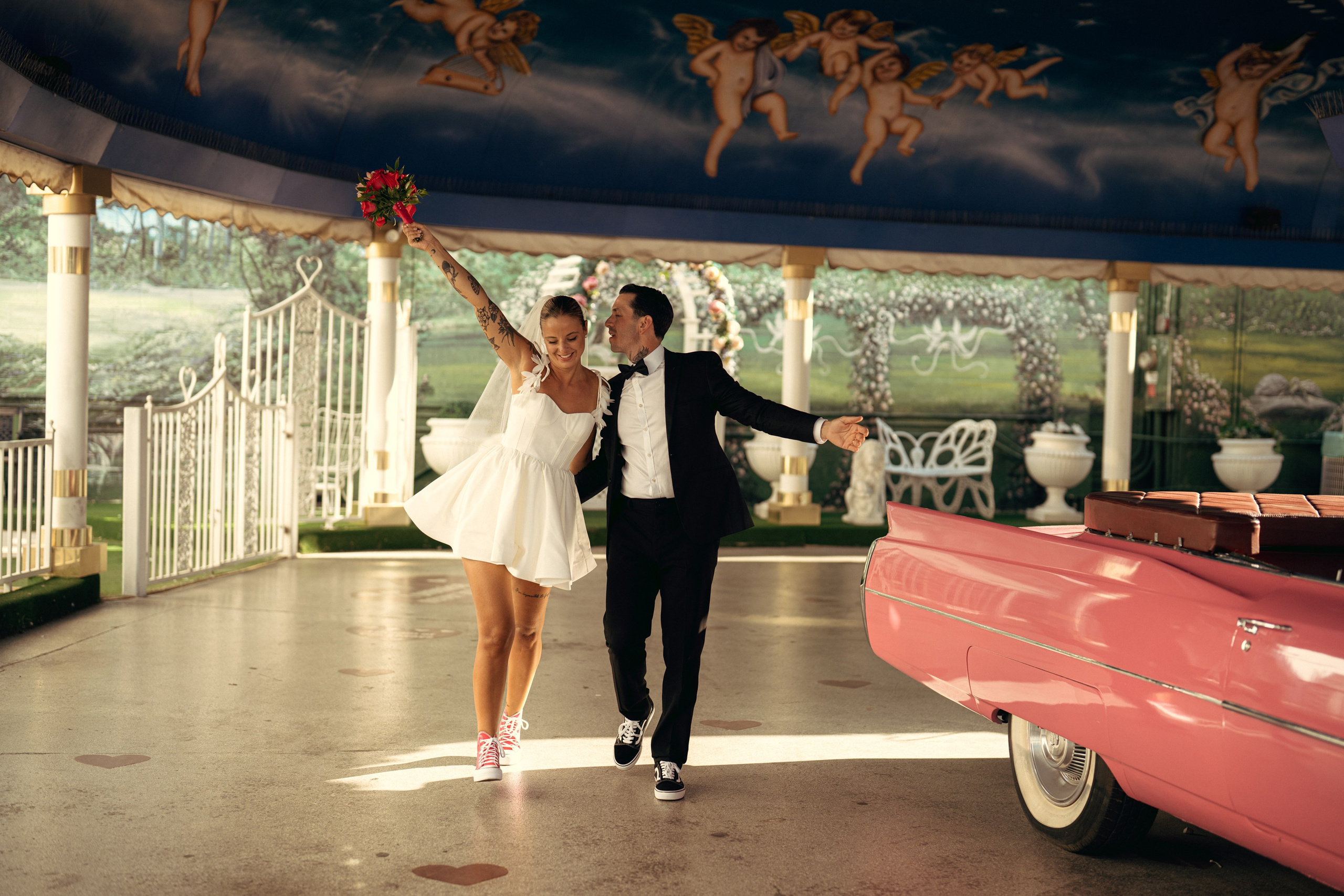 Klara&Marsel. Wedding & elopement photographer Viktoriya Kravtsov. Las Vegas