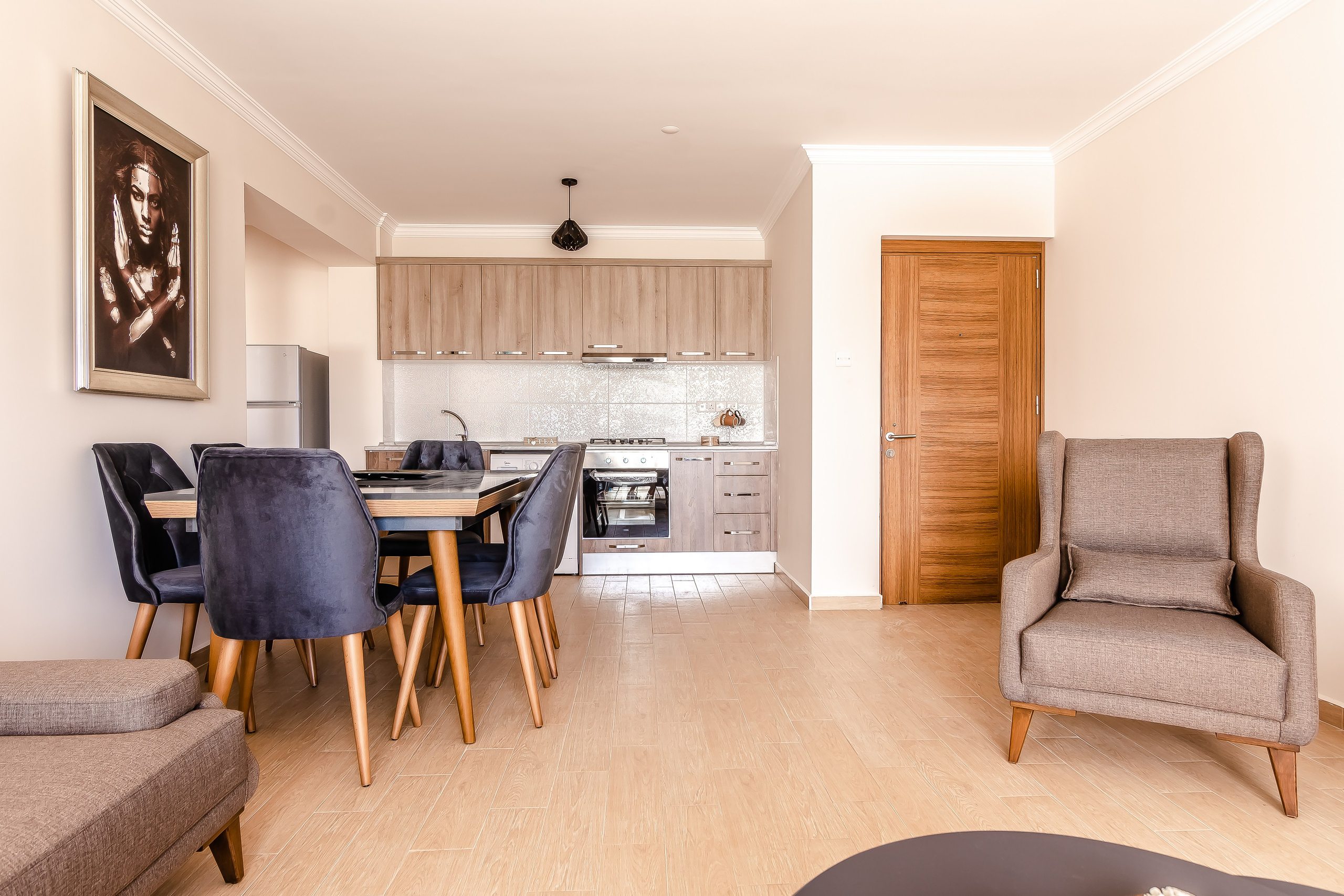 Real Estate Media. Professional portrait photographer in Los Angeles | Axenia Haritonova