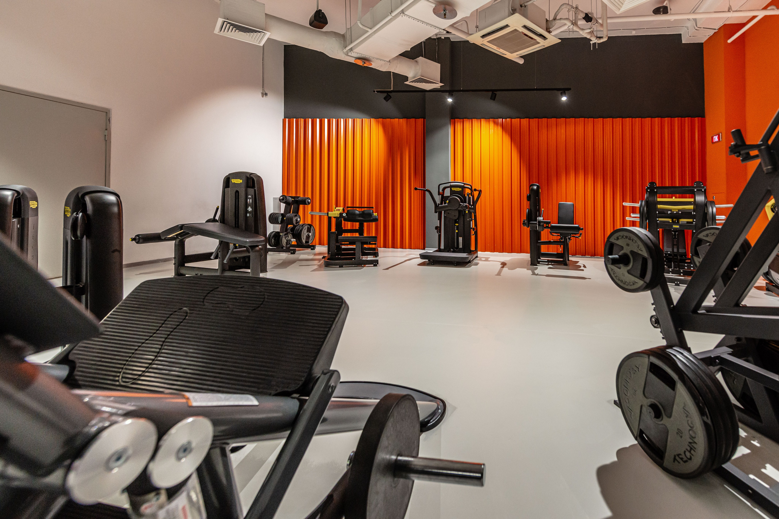 Фитнес-клуб DDX Fitness в Мытищи. ФОТОГРАФ МЕКСИКА КИНТАНА-РОО