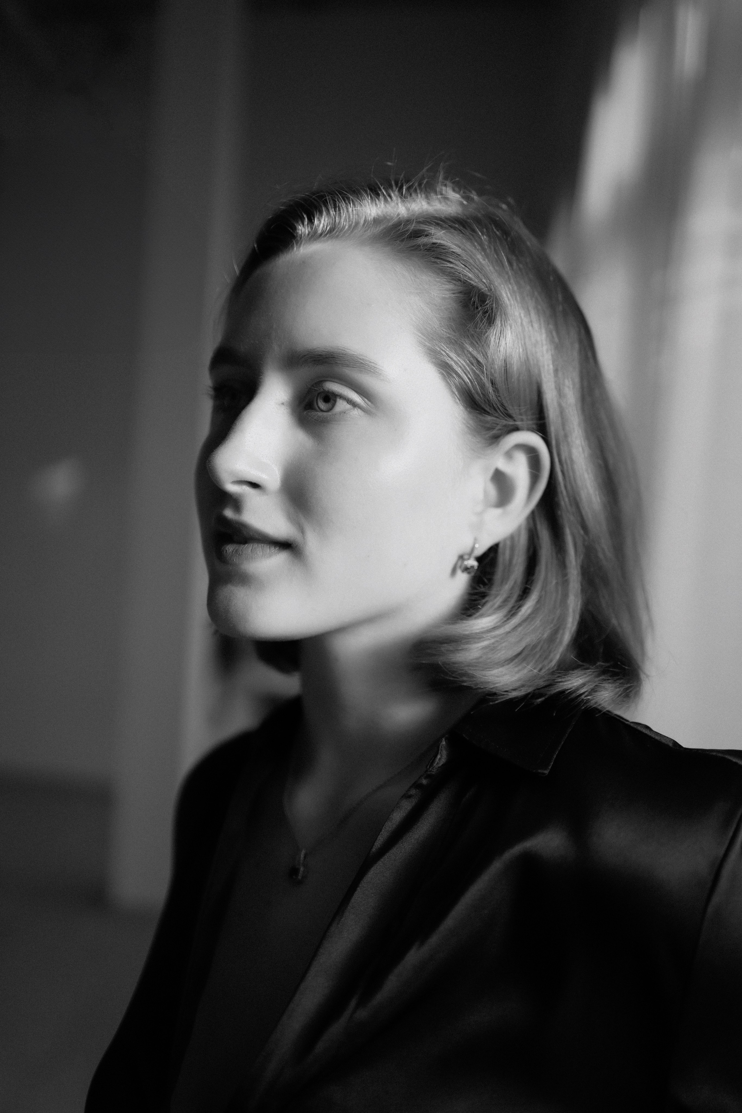 Timeless Grace — Black & White Portraits in the City. Elegant, Cinematic, Authentic. Kristina Kozheltsova- Soulful Portrait&Lifestyle&Love Story Photographer in Leipzig, Germany