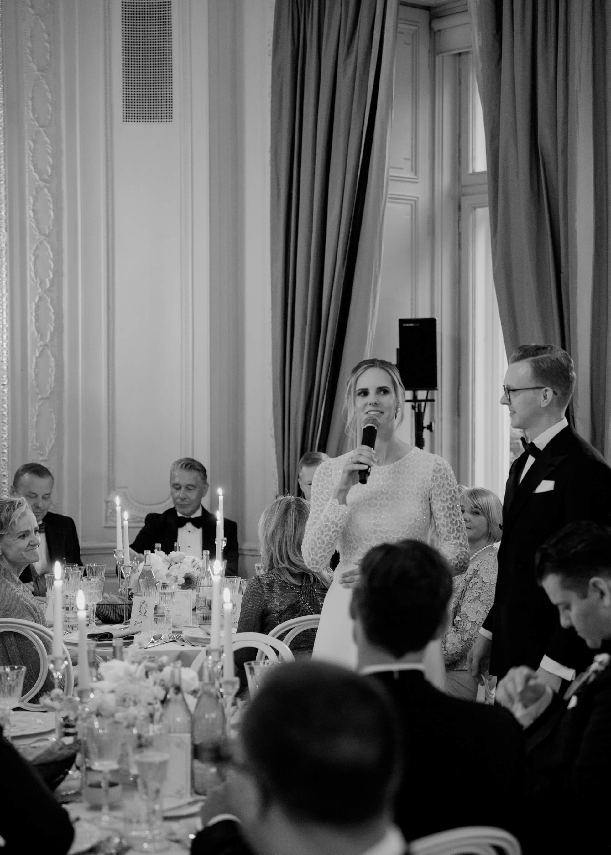 Wedding speech at luxury reception dinner, Villa Rothschild Frankfurt with guests at tables