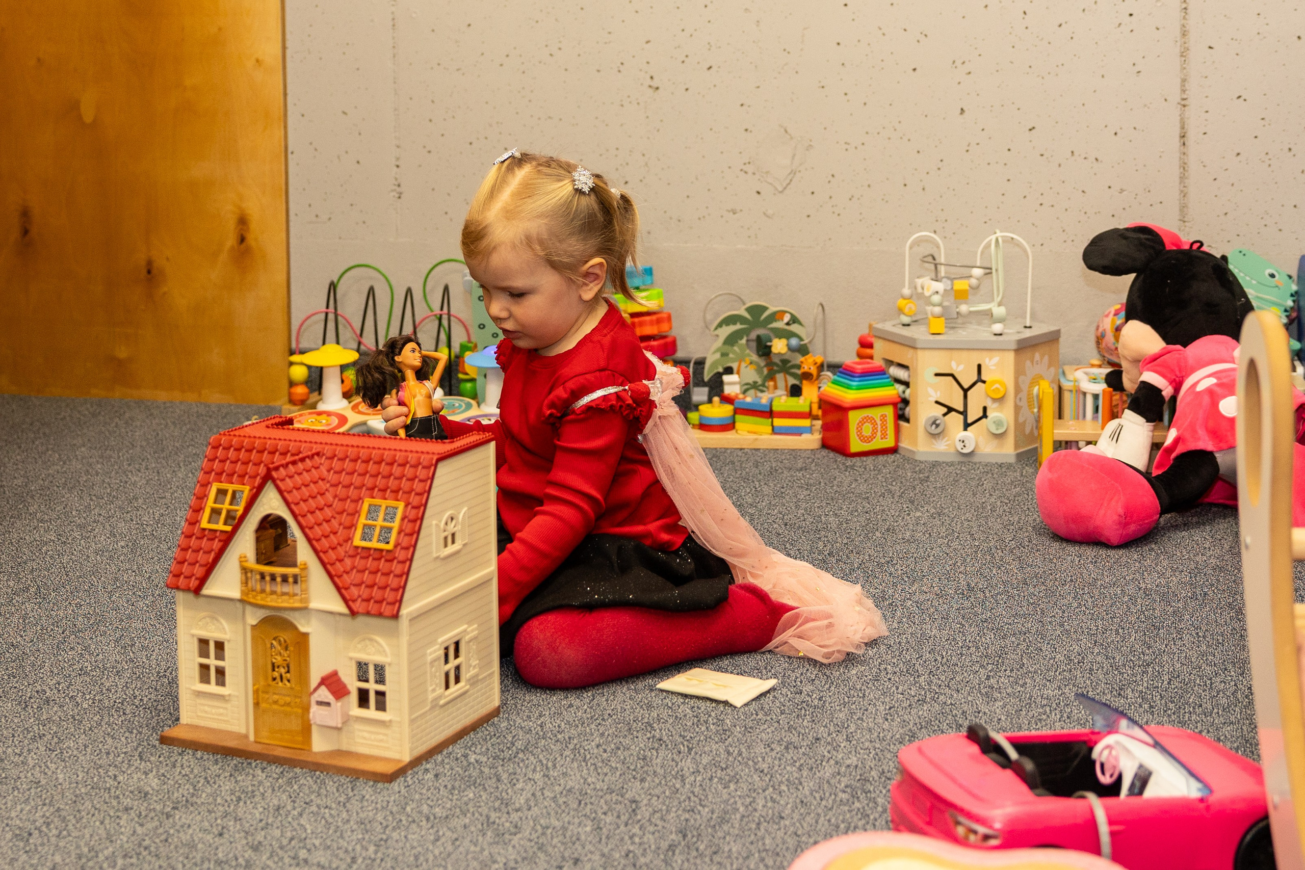 День рождения Артёма 24 января 2026 года. Семейный и детский фотограф в Варшаве Мила Бобровская