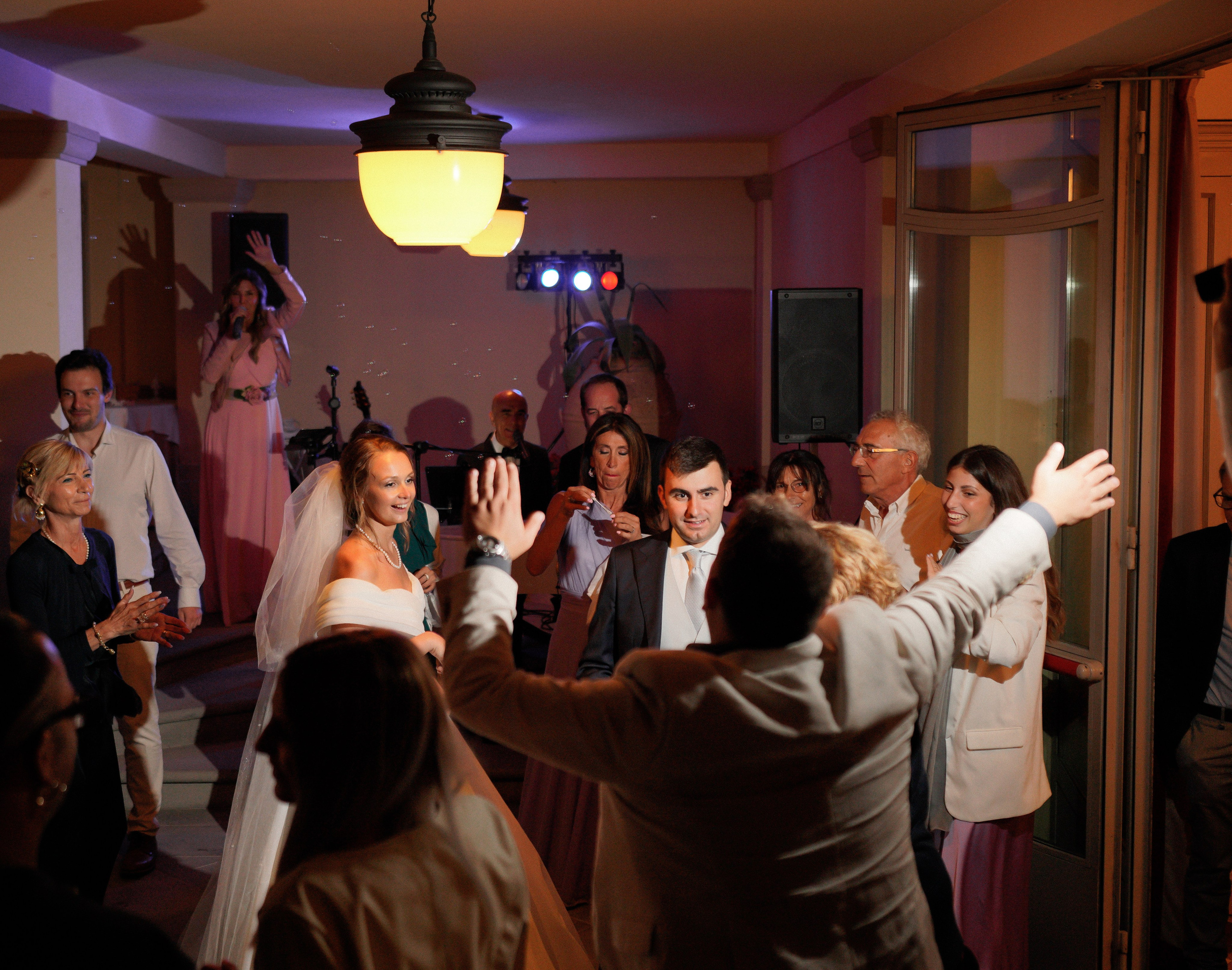 . #фотографрим #фотографвриме #фотосессиявриме #elopementvideographer #elopementphotographer #фотографпалермо #фотографсицилия #фотосессиярим #фотографвиталии #фотографиталия  #photographeritaly #римфотограф#photographerrome #фоторим #фотографевропа #римфотограф #русскиевриме  #русскиевиталии #photowalkrome #glamourphoto #romatrastevere