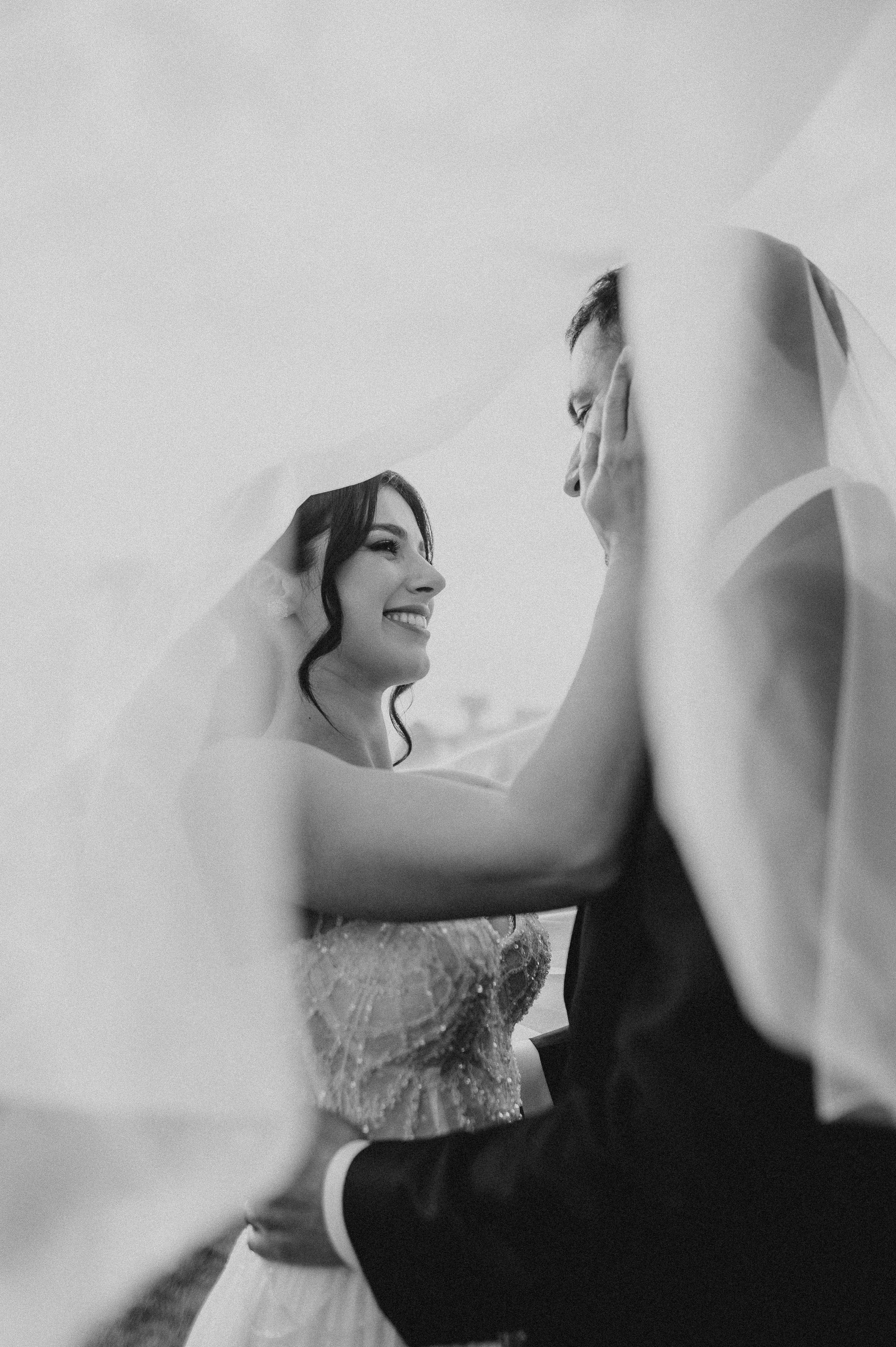 Cum să alegi un fotograf de nuntă în stilul tău. Proud Vision Weddings | Wedding Photography & Film — Servicii profesionale Foto Video Nunta Iasi