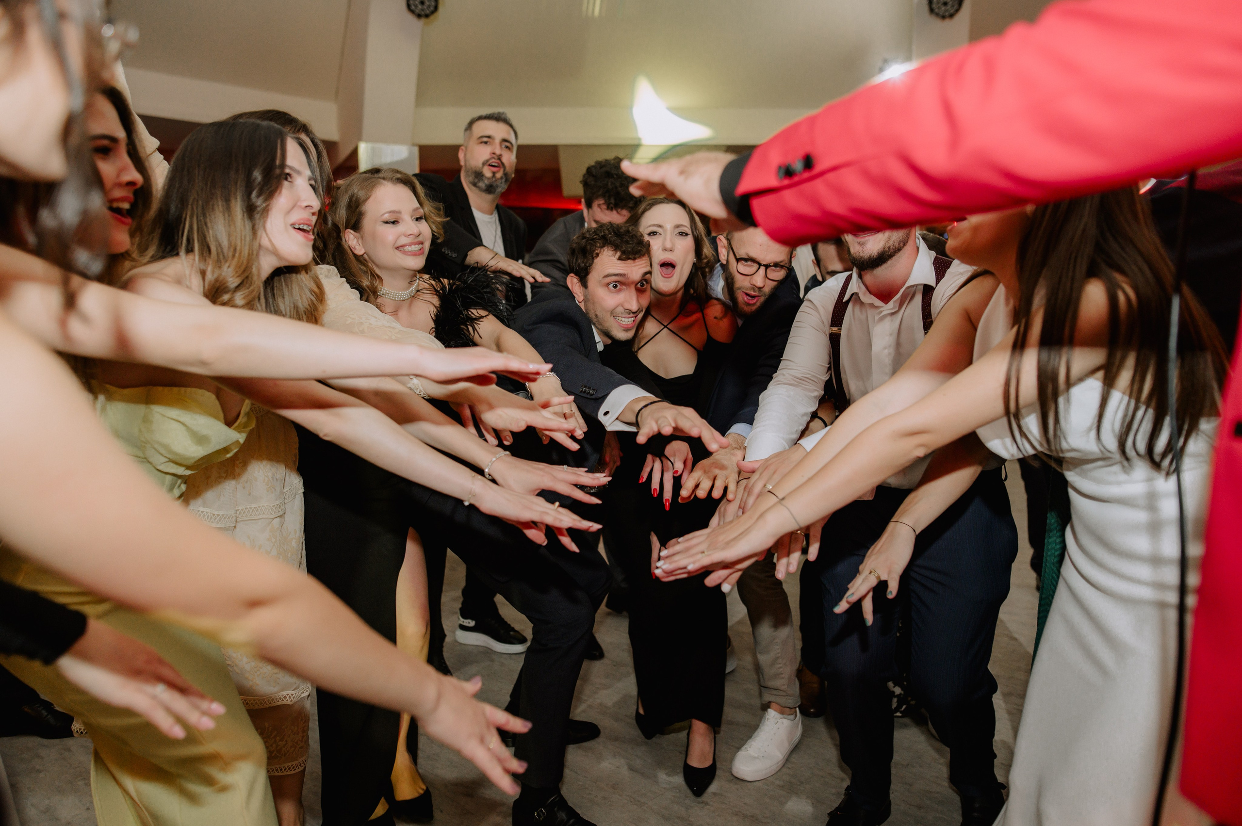 Nunta in Octombrie, in culorile toamnei , la Elysium , Iasi. Proud Vision Weddings | Wedding Photography & Film — Servicii profesionale Foto Video Nunta Iasi