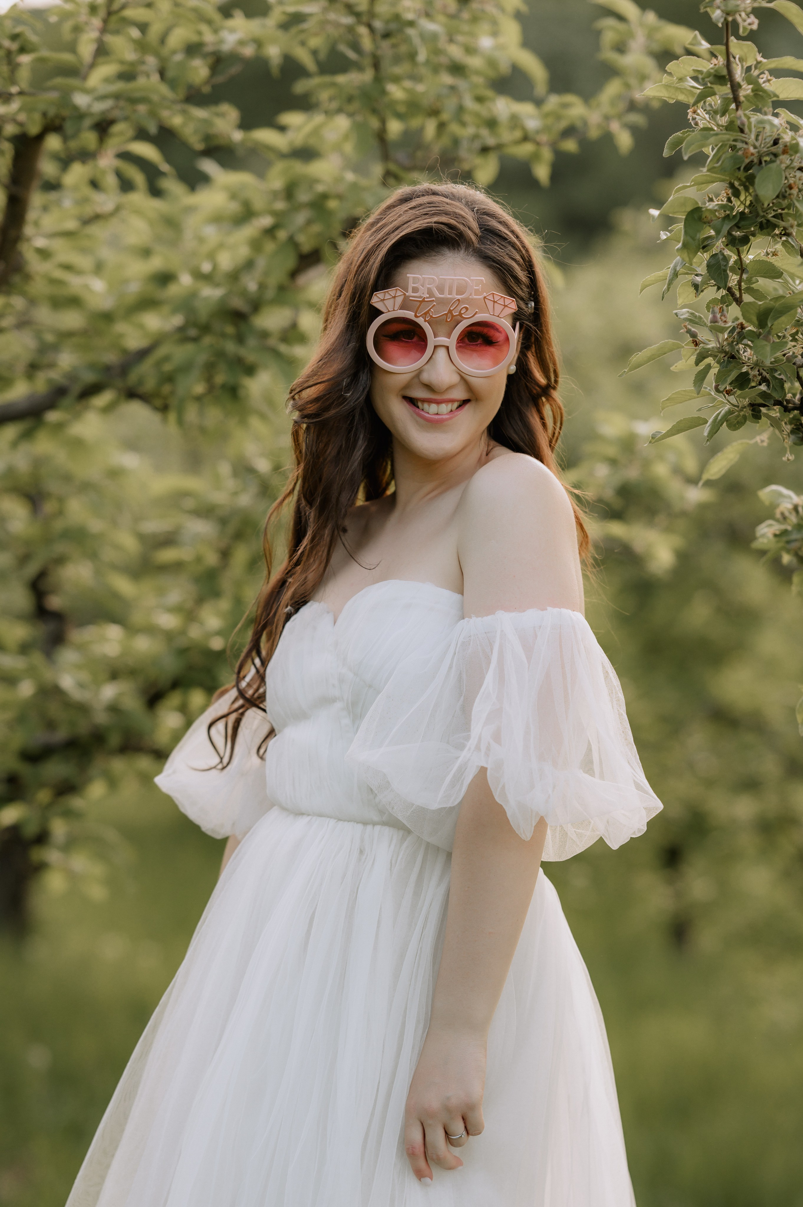 Magda + Andrei | Lovers in the garden. Proud Vision Weddings | Wedding Photography & Film — Servicii profesionale Foto Video Nunta Iasi