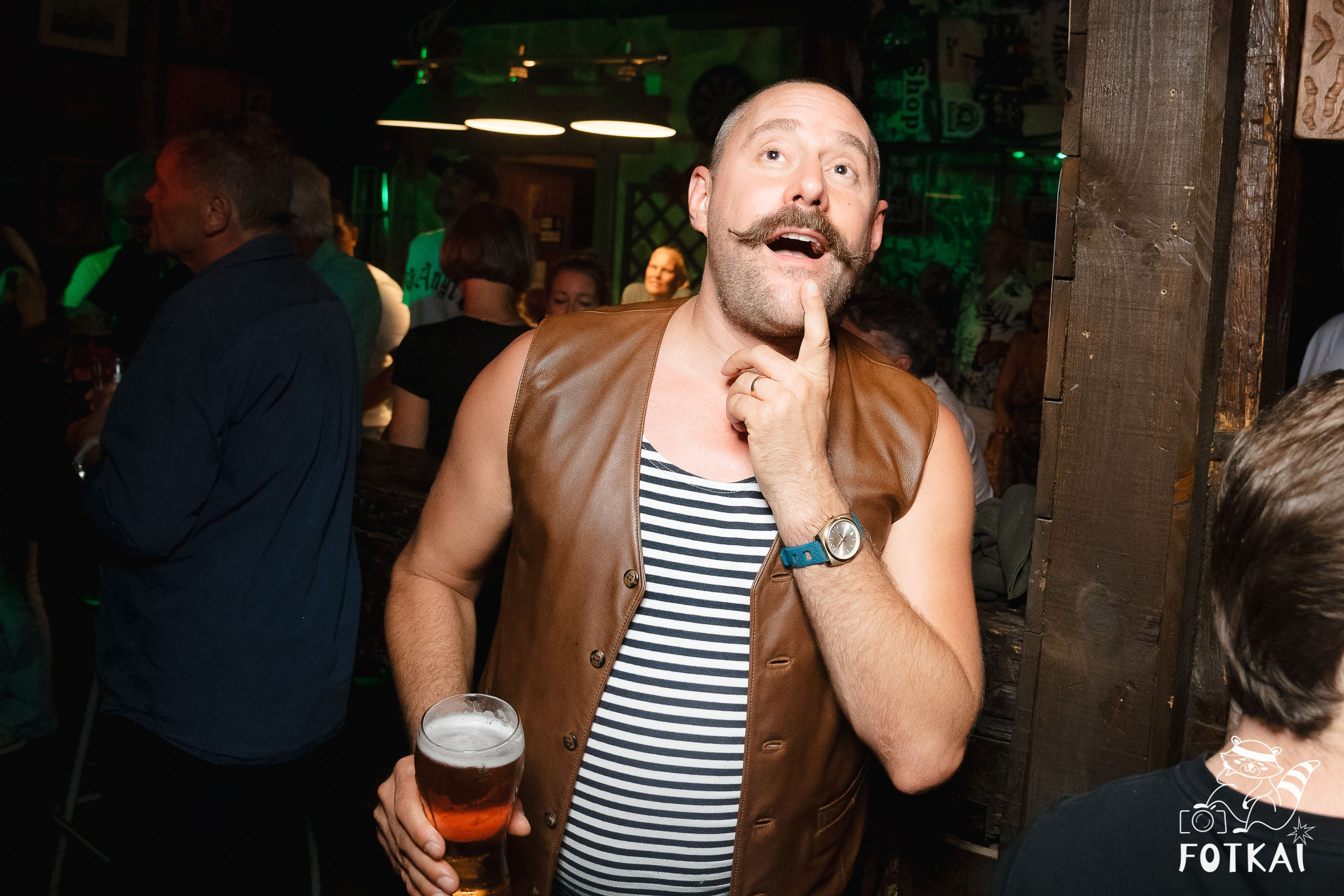 El Paso Rock Bar Torrevieja: Reportaje fotográfico 03.10.25 | FOTKAI