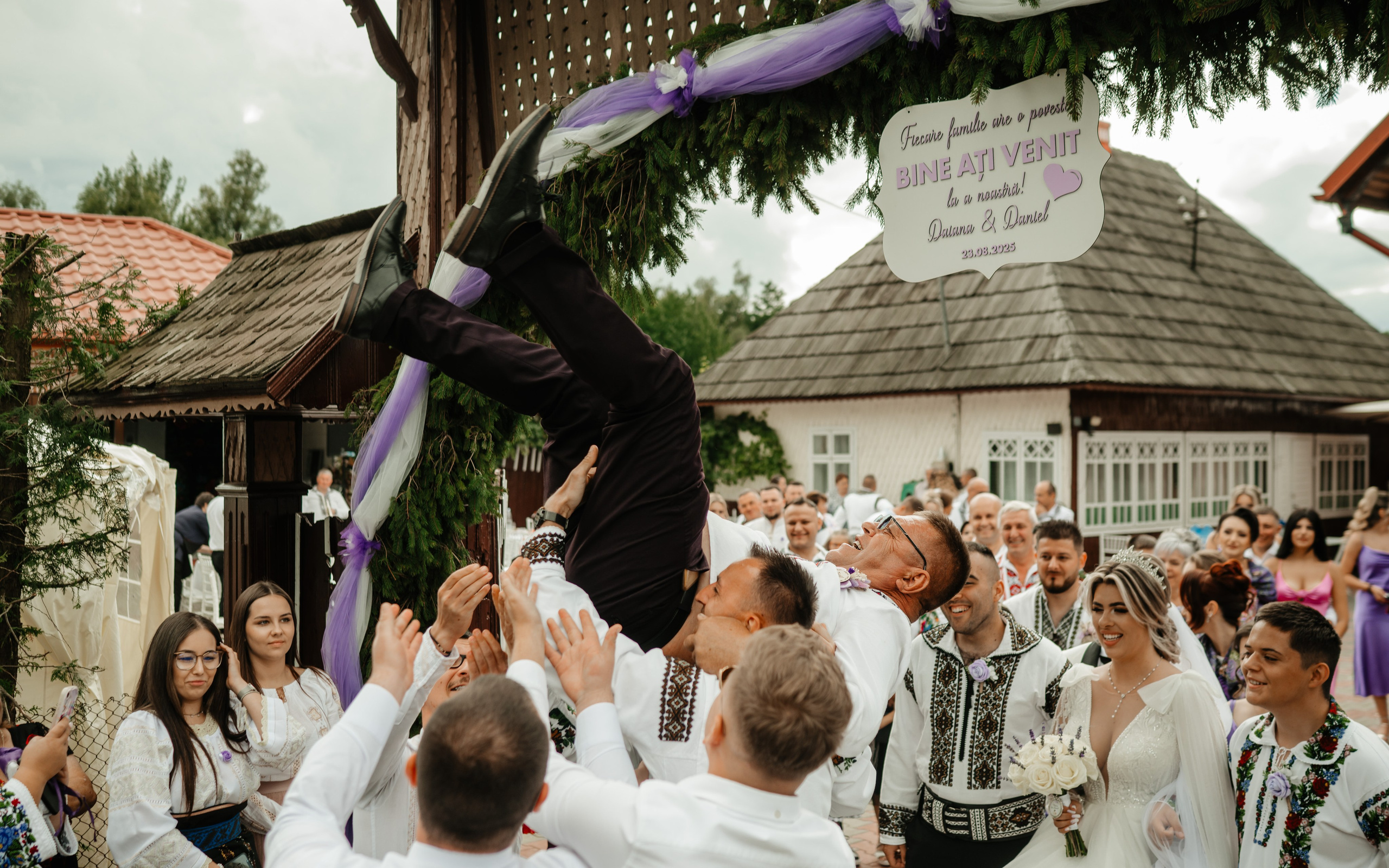 🤎 D a i a n a & D a n i e l - Wedding Day Preview. Wedding & Family Photographer