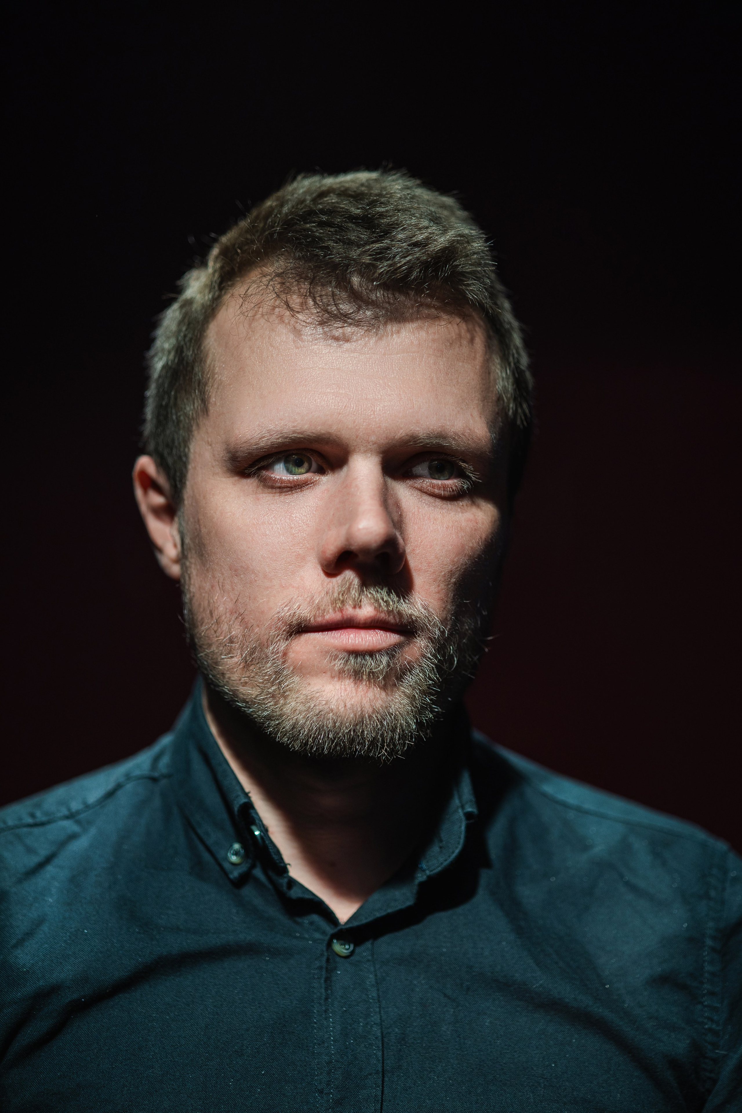 Dan Murzea. Daniel Cioc - Fotograf profesionist în București, specializat în evenimente, nunta, botez, corporate, portret și boudoir