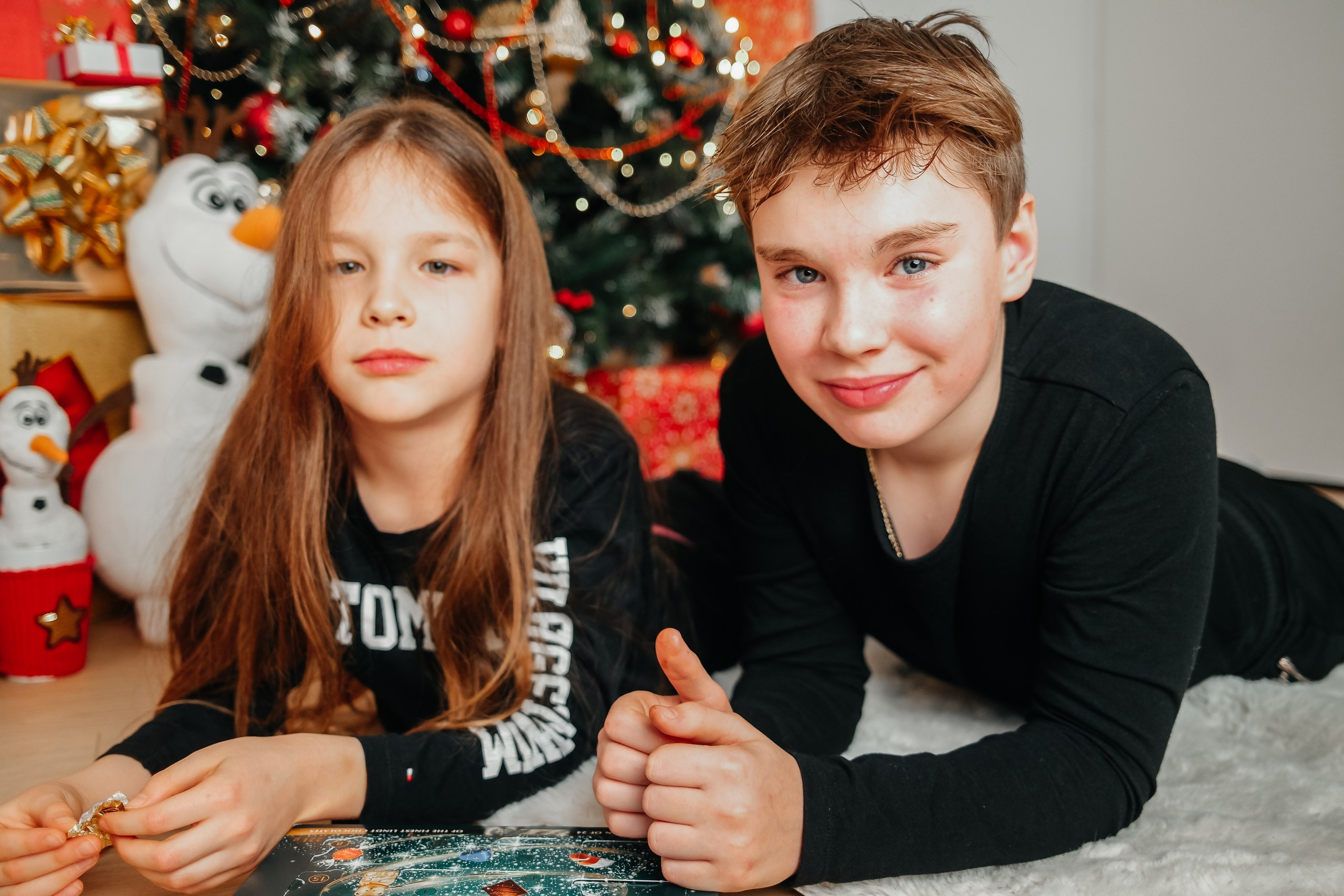 Best Friends. Okelys.com