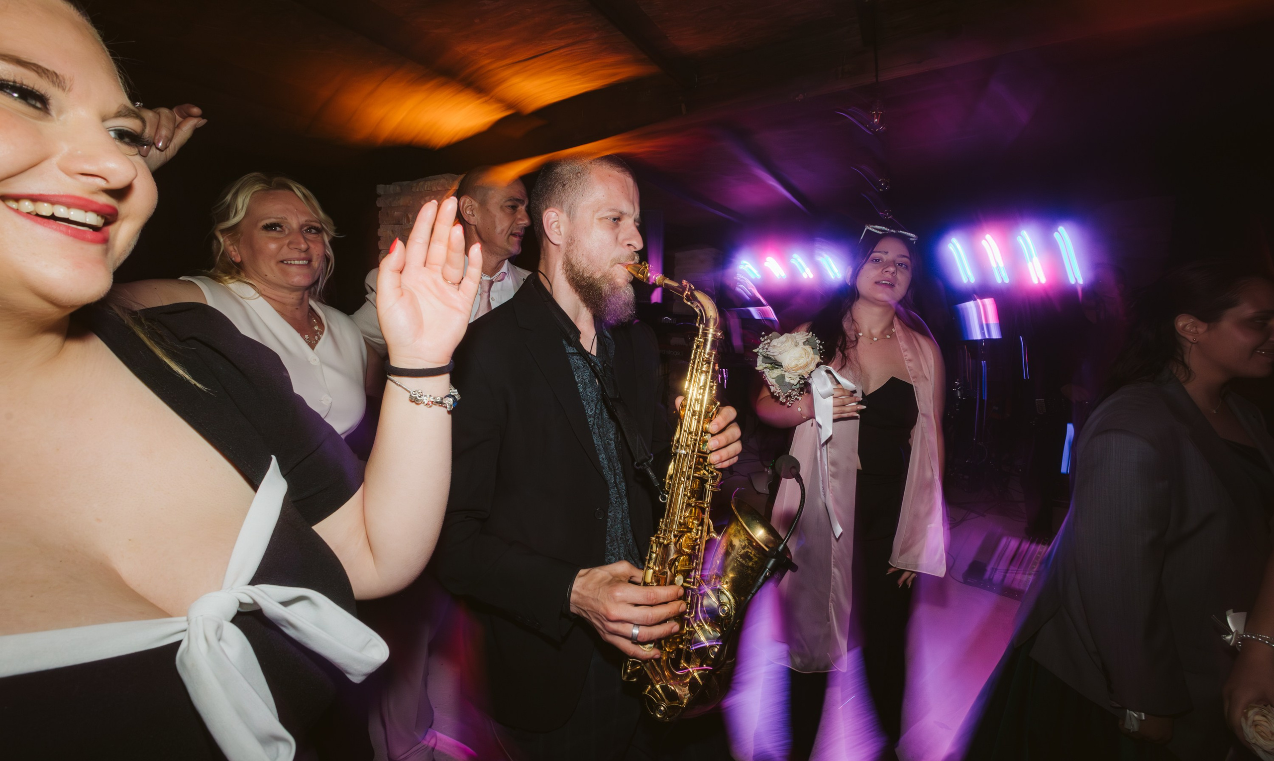 Weddings. Capturedwell