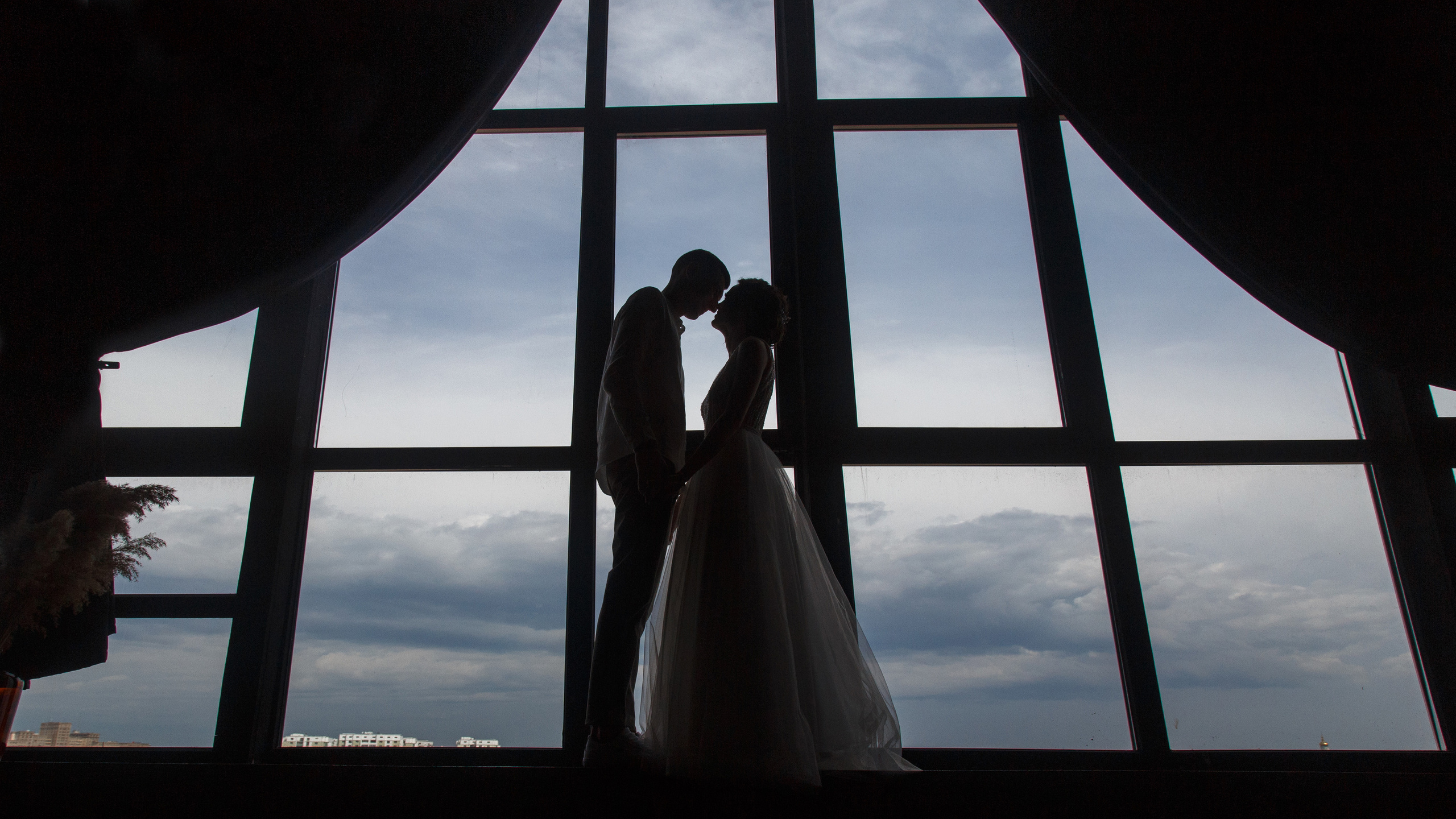 Weddings. Wedding & family photographer in Dorset, England. Nataliia Honcharenko