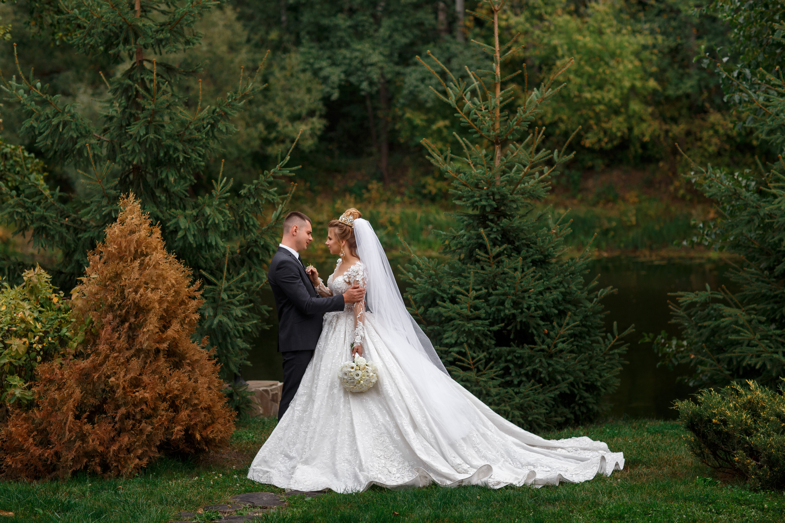 Weddings. Wedding & family photographer in Dorset, England. Nataliia Honcharenko