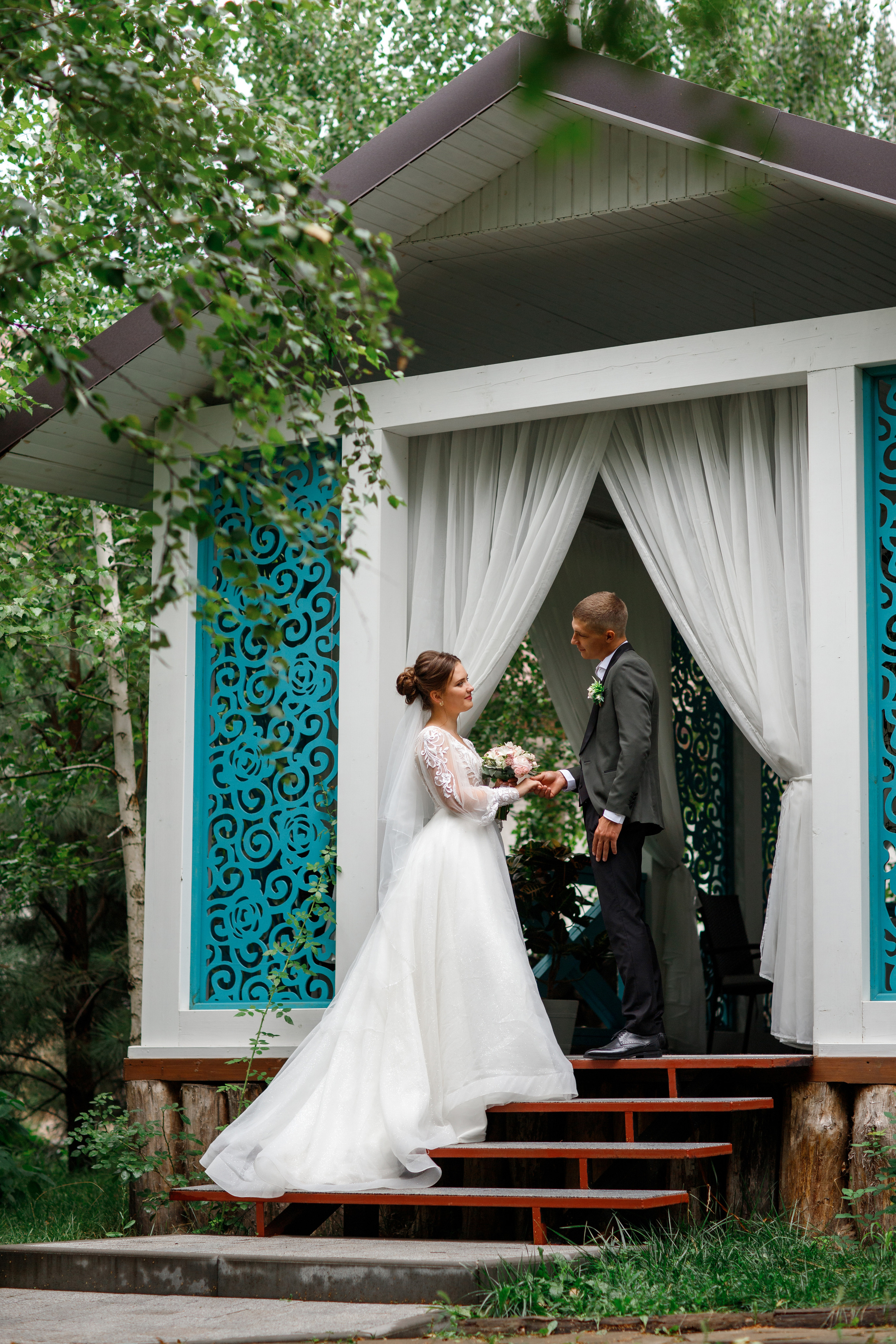 Weddings. Wedding & family photographer in Dorset, England. Nataliia Honcharenko