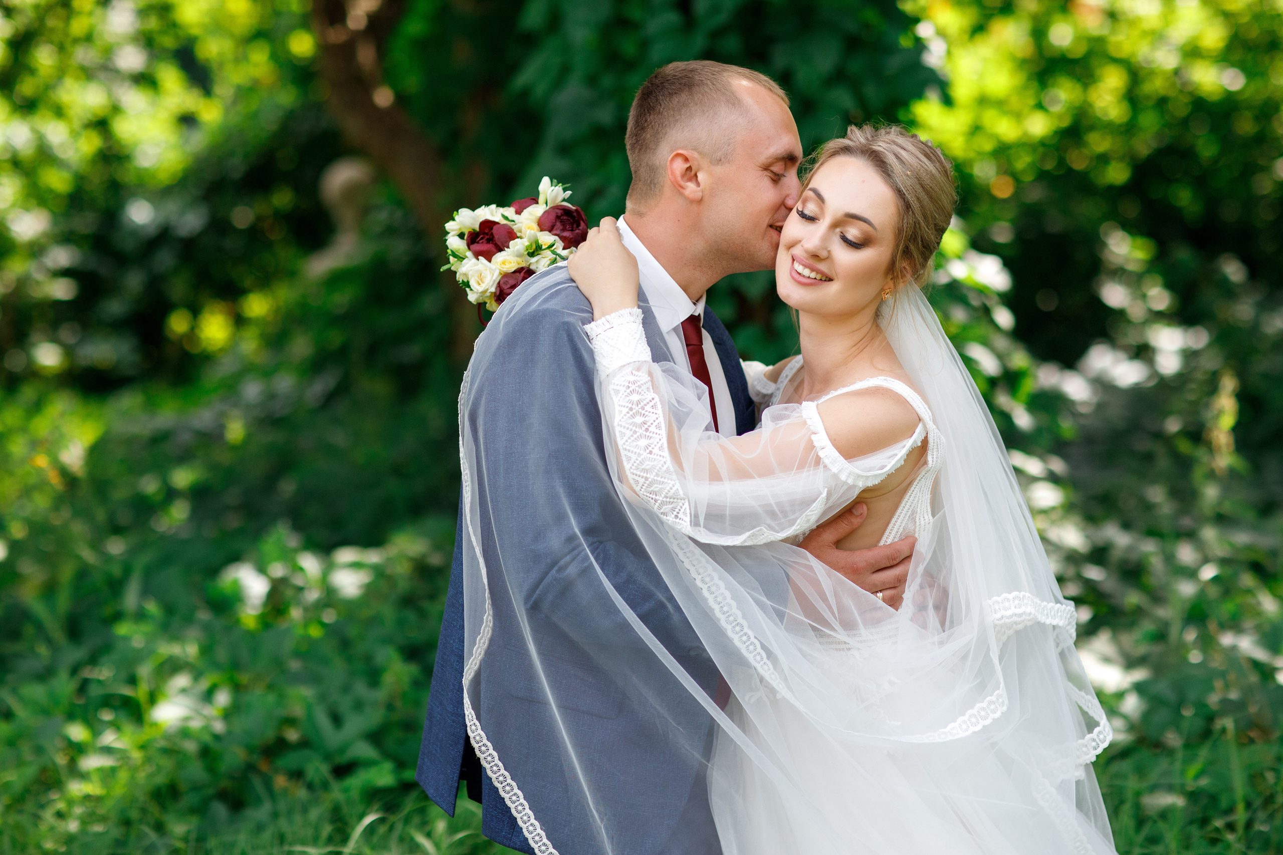 Weddings. Wedding & family photographer in Dorset, England. Nataliia Honcharenko