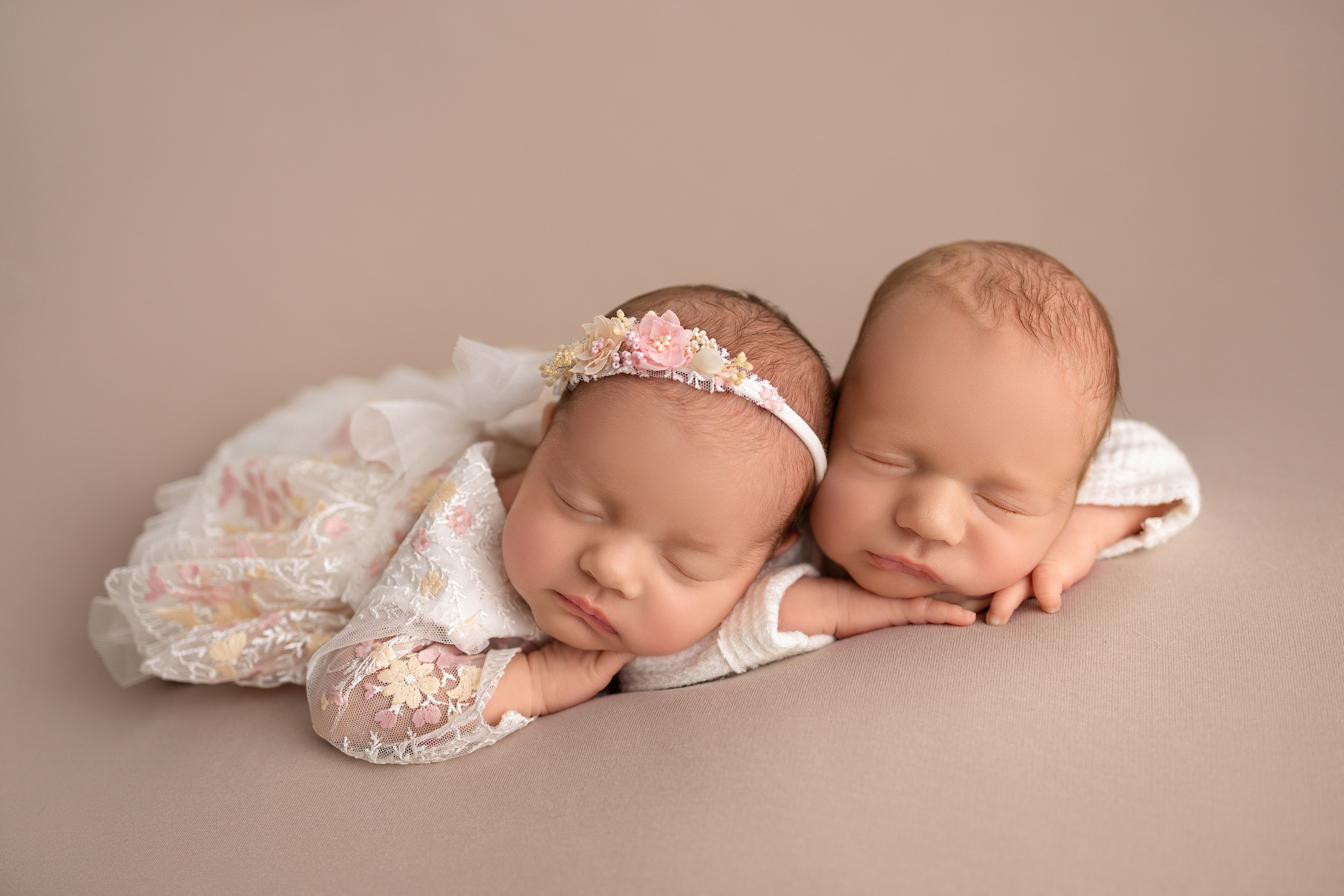 Neugeborene. Neugeborene- Schwangerschaft- und Kinder Fotografin in Lehre