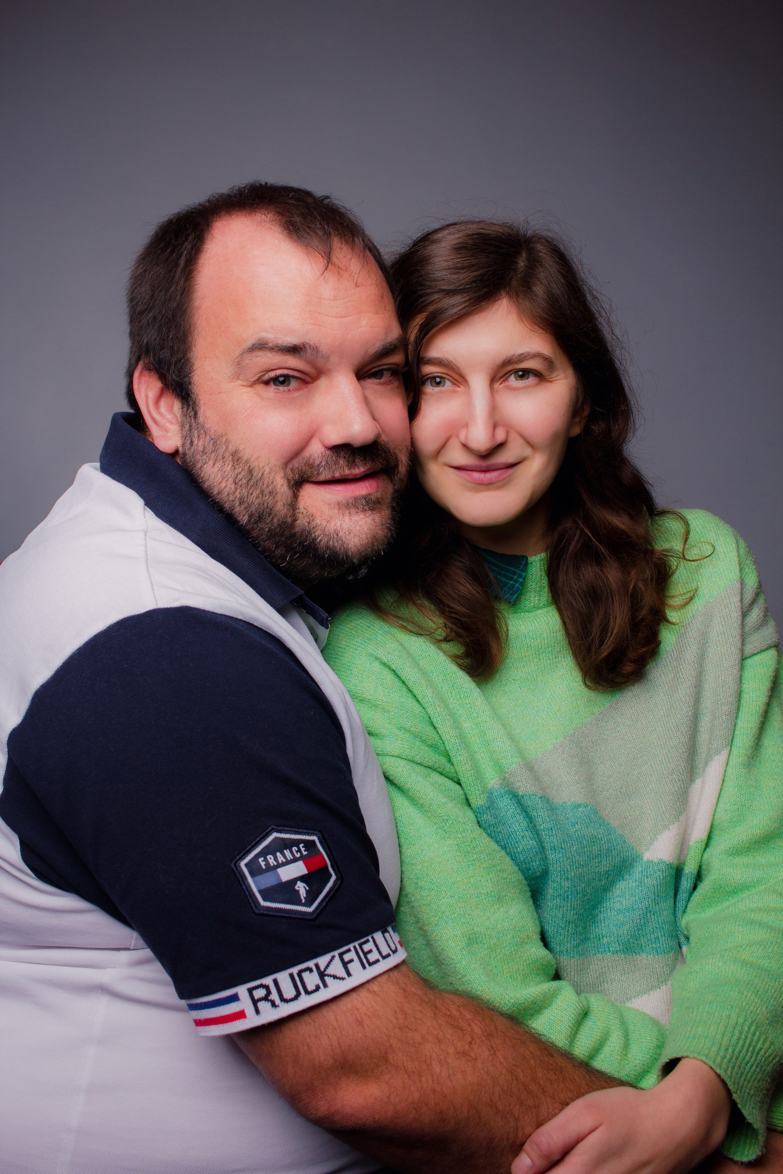 Famille Reynaud. Studio photo « Partage ton bonheur » – Photographe famille près de Châtellerault, Poitiers et Tours