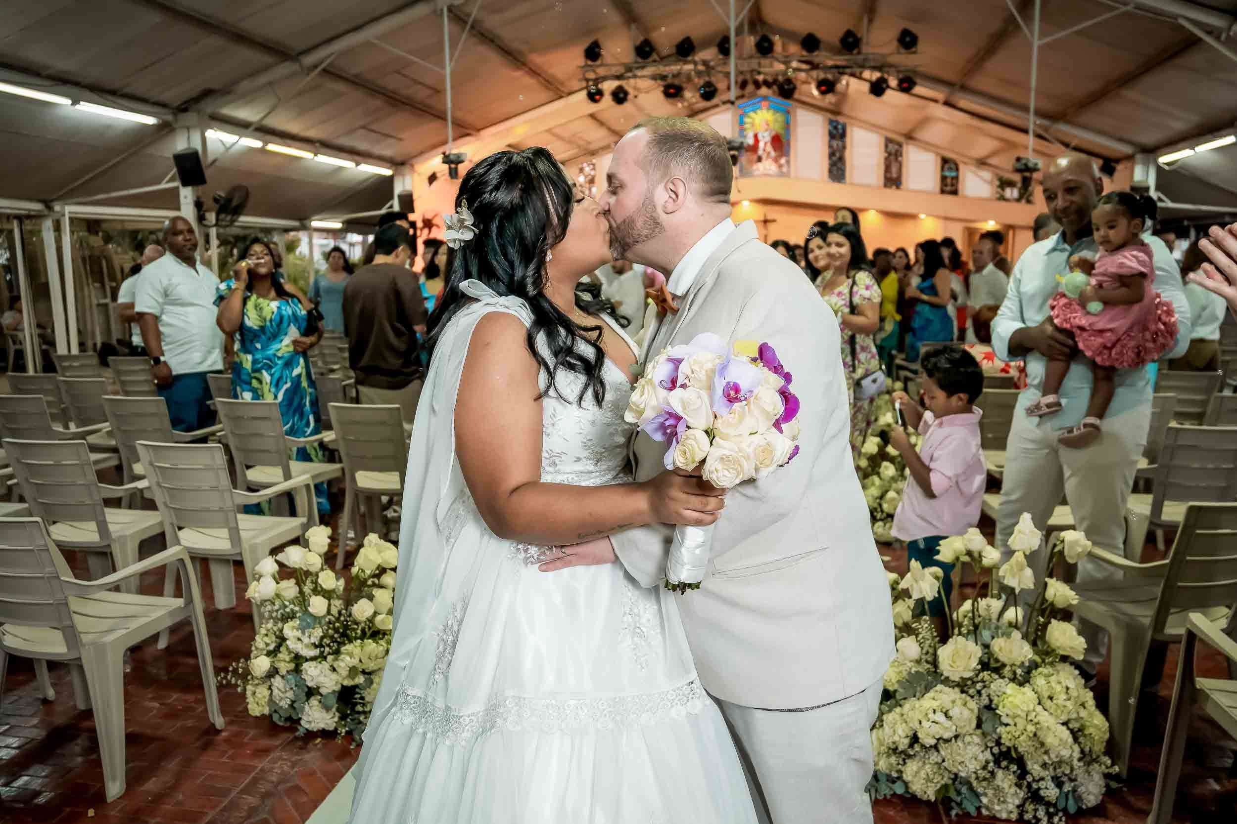Boda en Cali. La Reserva eventos - Jully & Jonathan. Karen Ortiz Photography / Fotógrafo profesional en Cali - Colombia