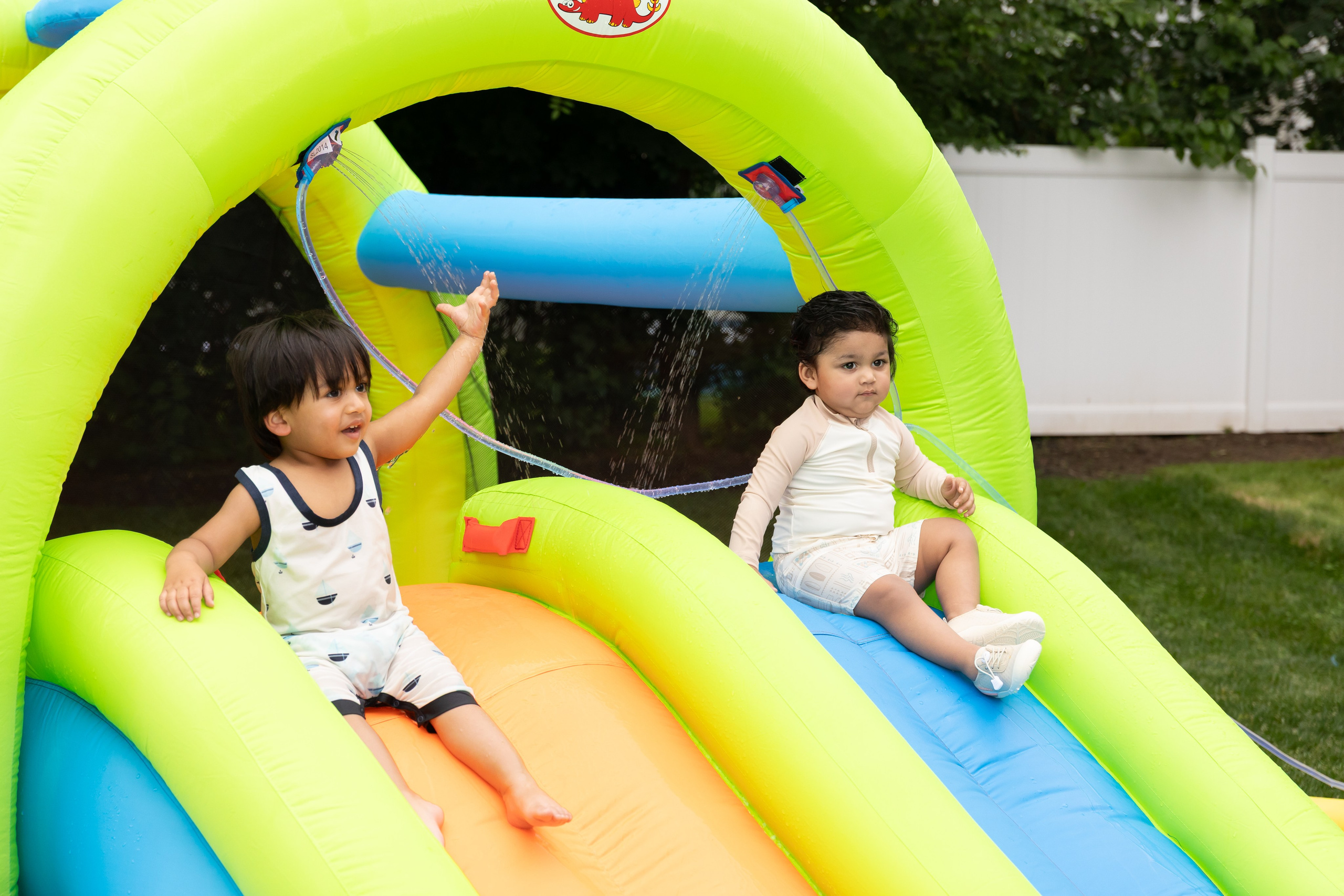 Family children's party in the backyard. Family, lifestyle, and commercial photography in New York and New Jersey