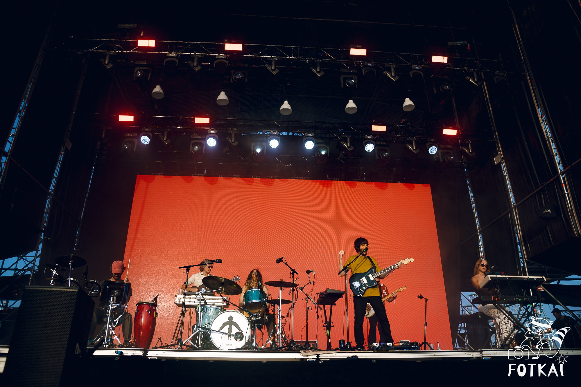 Low Festival 2026 — Full Concert Photo Report from the Opening Night in Torrevieja | FOTKAI