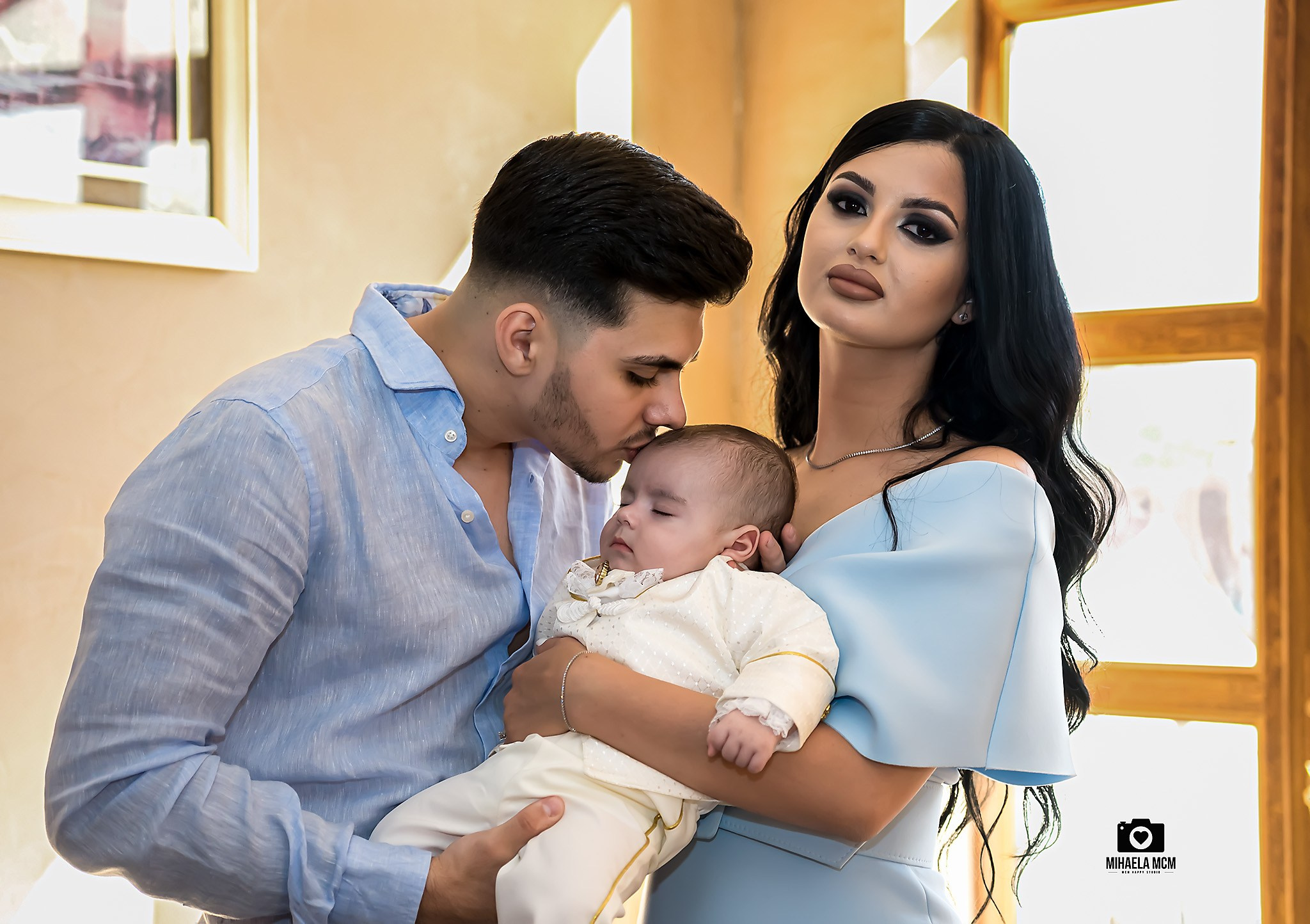 Fotograf botez Fetesti. MCM Happy Studio – Fotograf & Videograf Evenimente | Nuntă & Botez