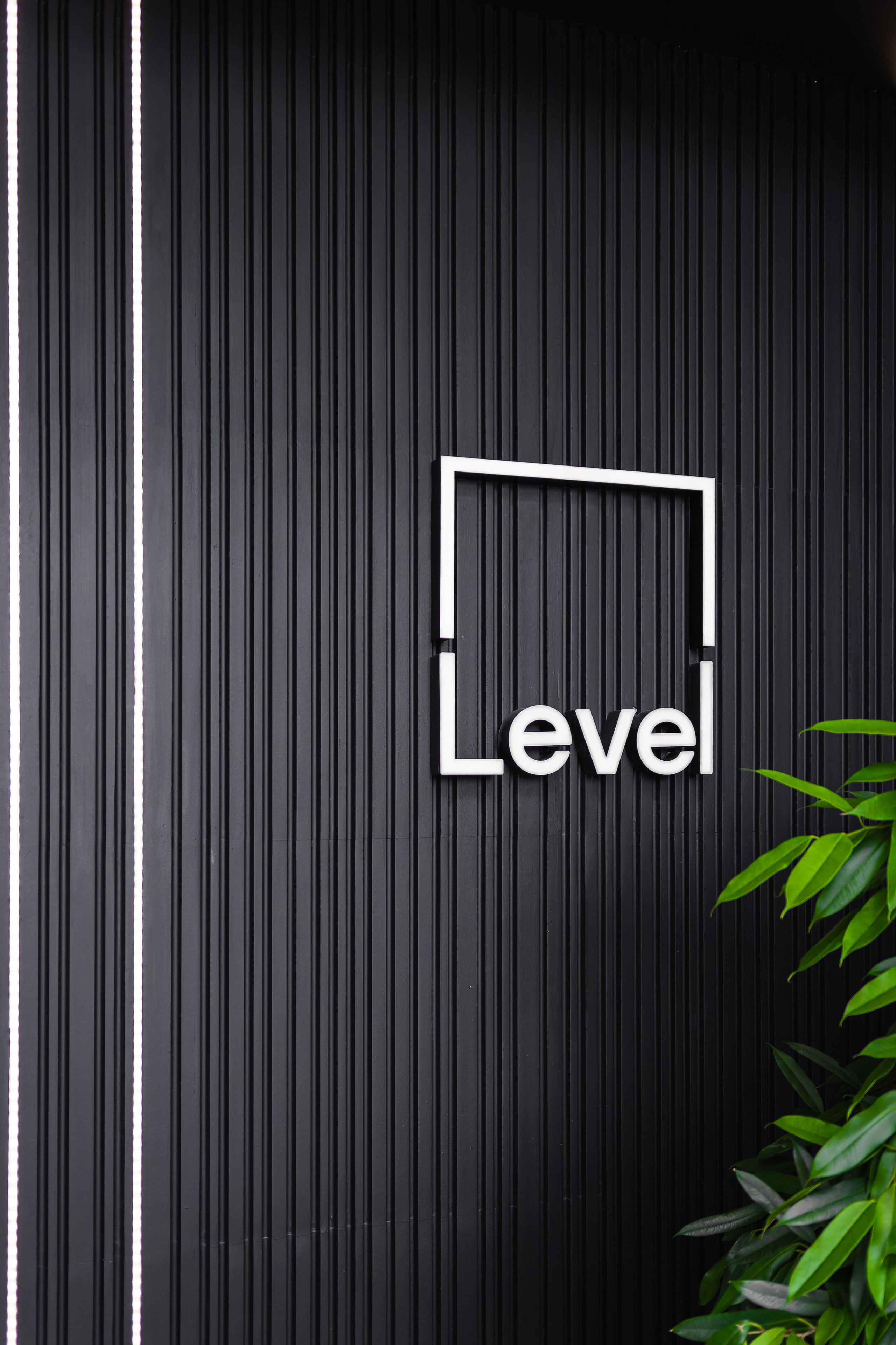 LEVEL — Bureau de vente