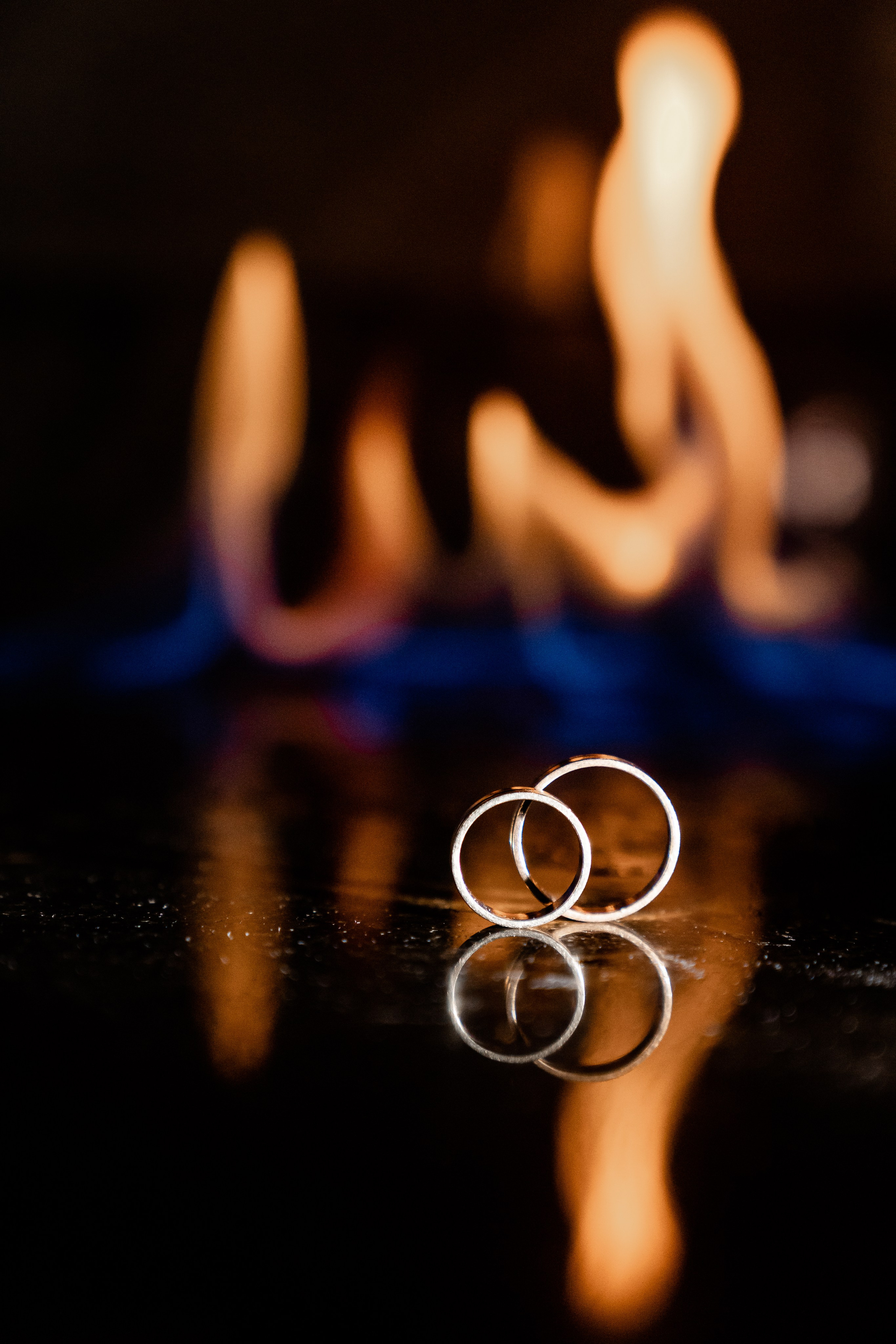 DER SCHÖNSTE HOCHZEITSTAG. Hochzeits- und Reportagefotograf für München, Regensburg, Deutschland RED LINE Media