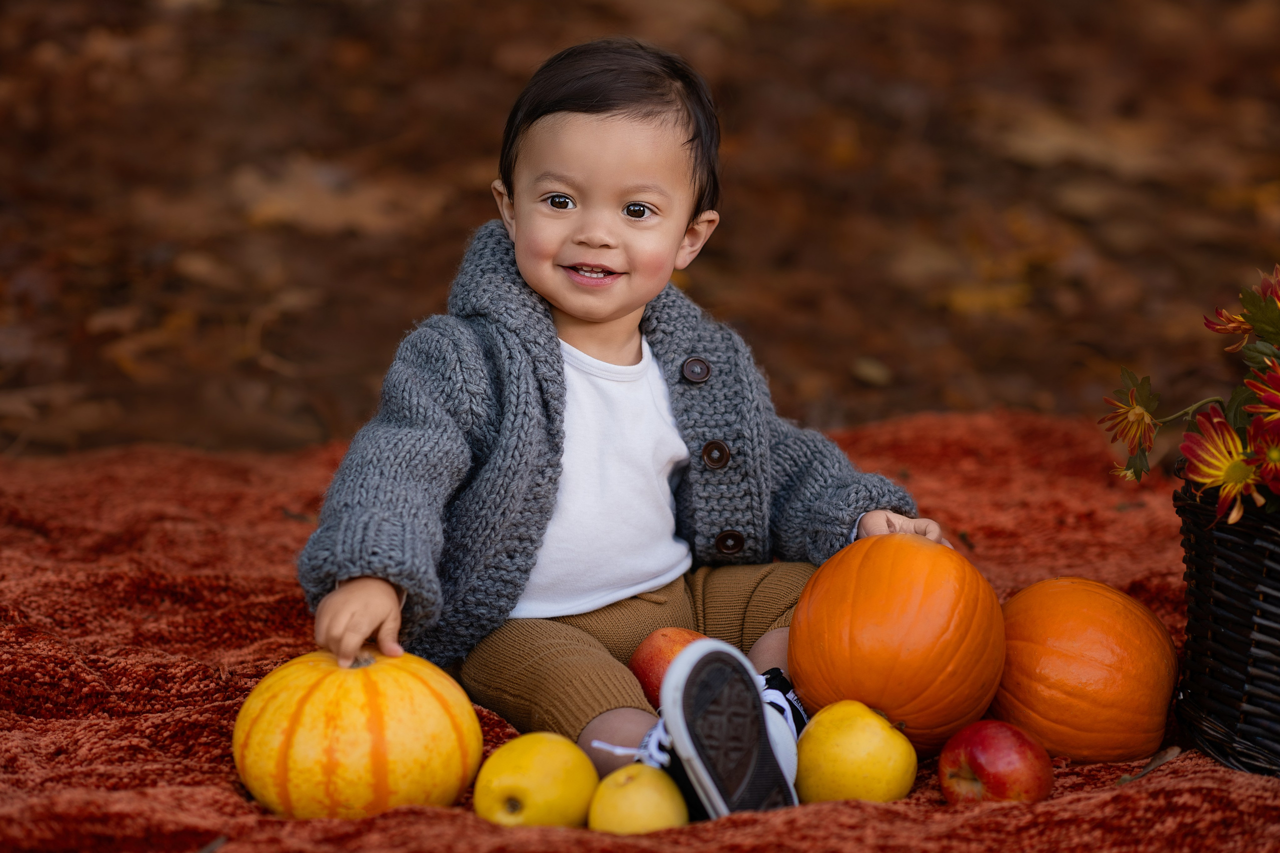 Williams+Justin & Lucca. Wedding & family photography in Seattle area. Helen Michelle photographer