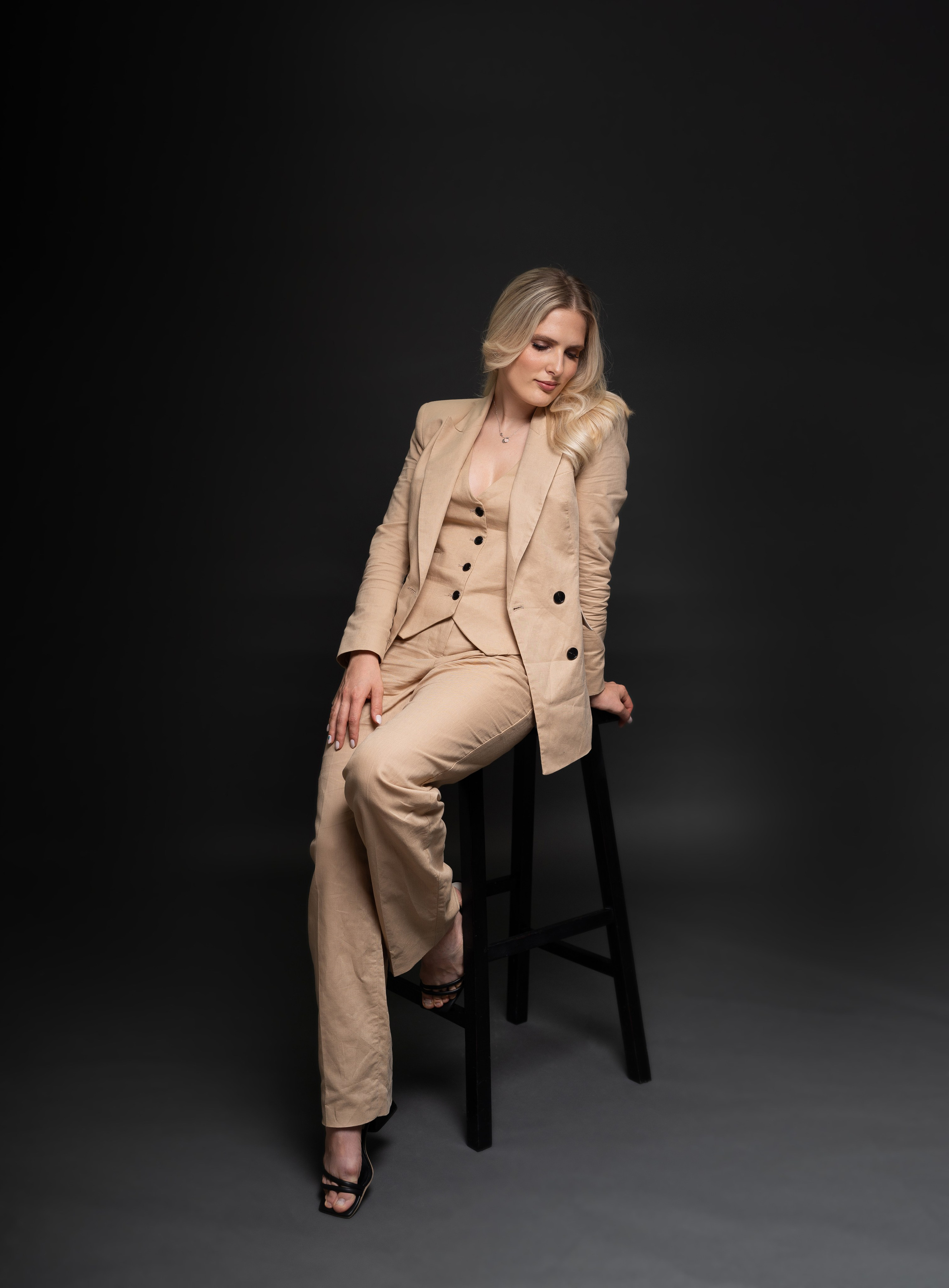 Yana. Family photographer in Sacramento | Sofia Pavenko