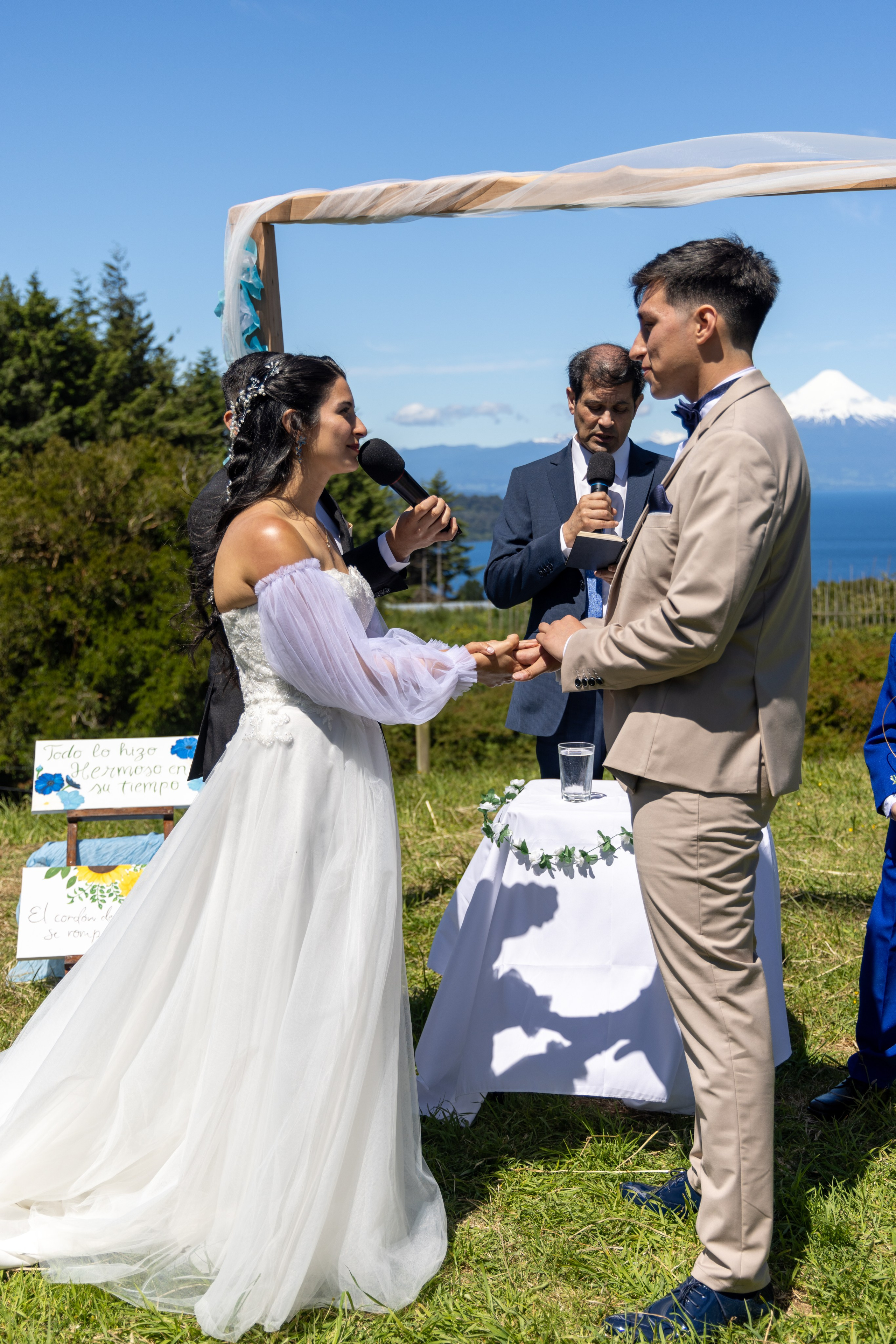 Carol & Ivo. Dinka & Emilio - El arte de preservar lo que no se repite