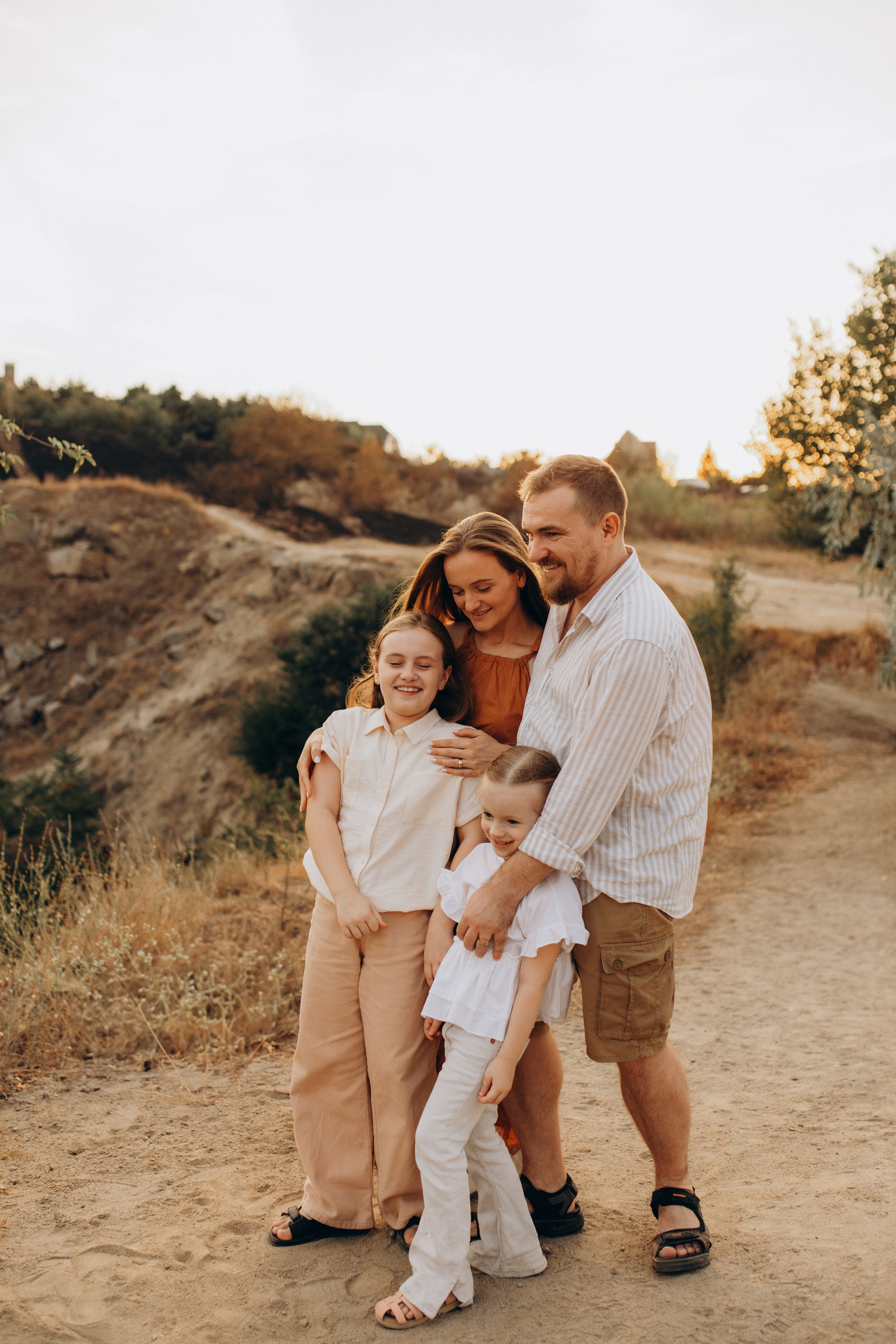 Ніколь Полінка Зіна Олександр. Сімейний фотограф Світлана Садовнікова