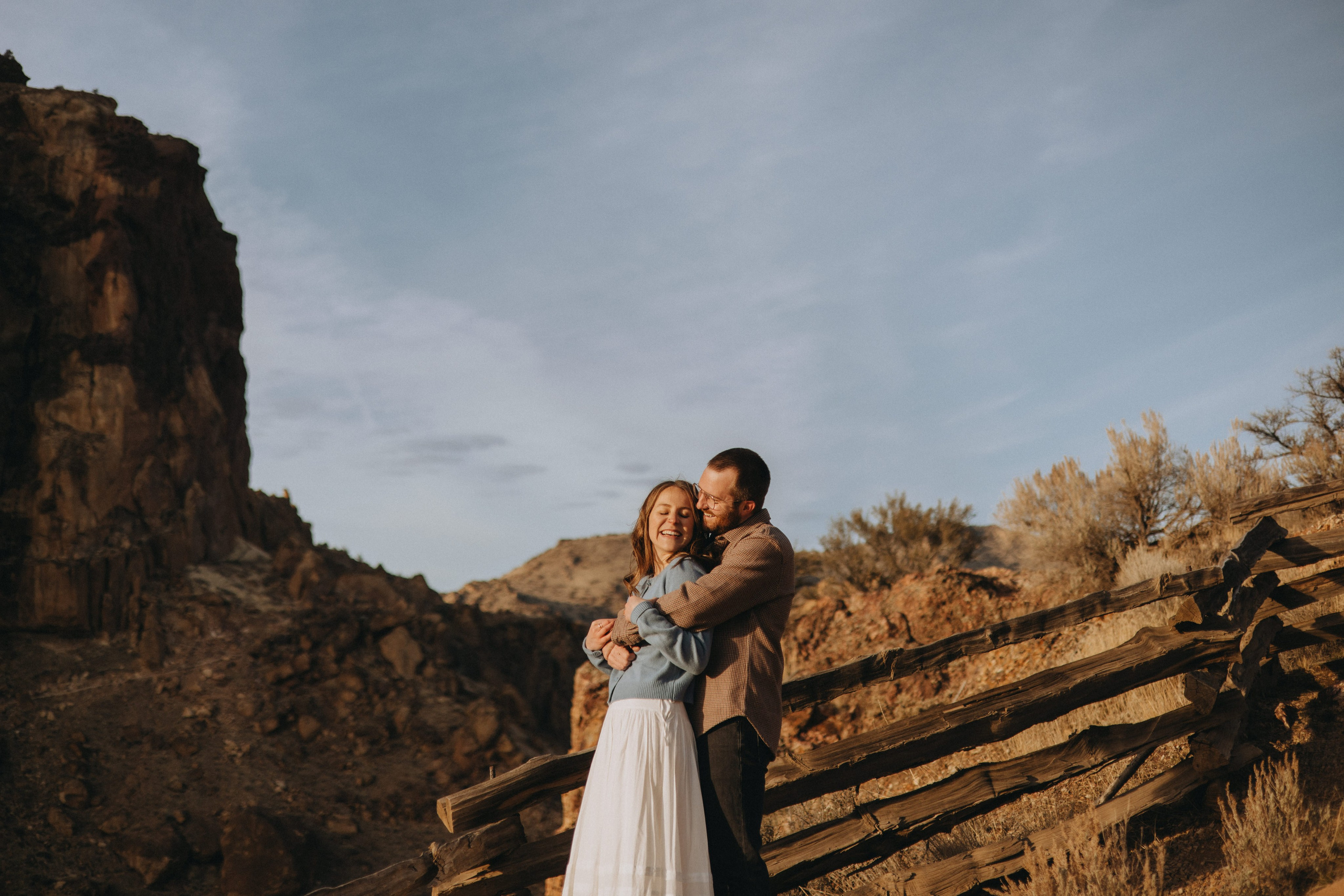 Shelby & Riley Engagement Session | Smith Rock State Park, Oregon. Portland & Seattle Wedding, Elopement & Engagement Photographer | Georgy Shishkin