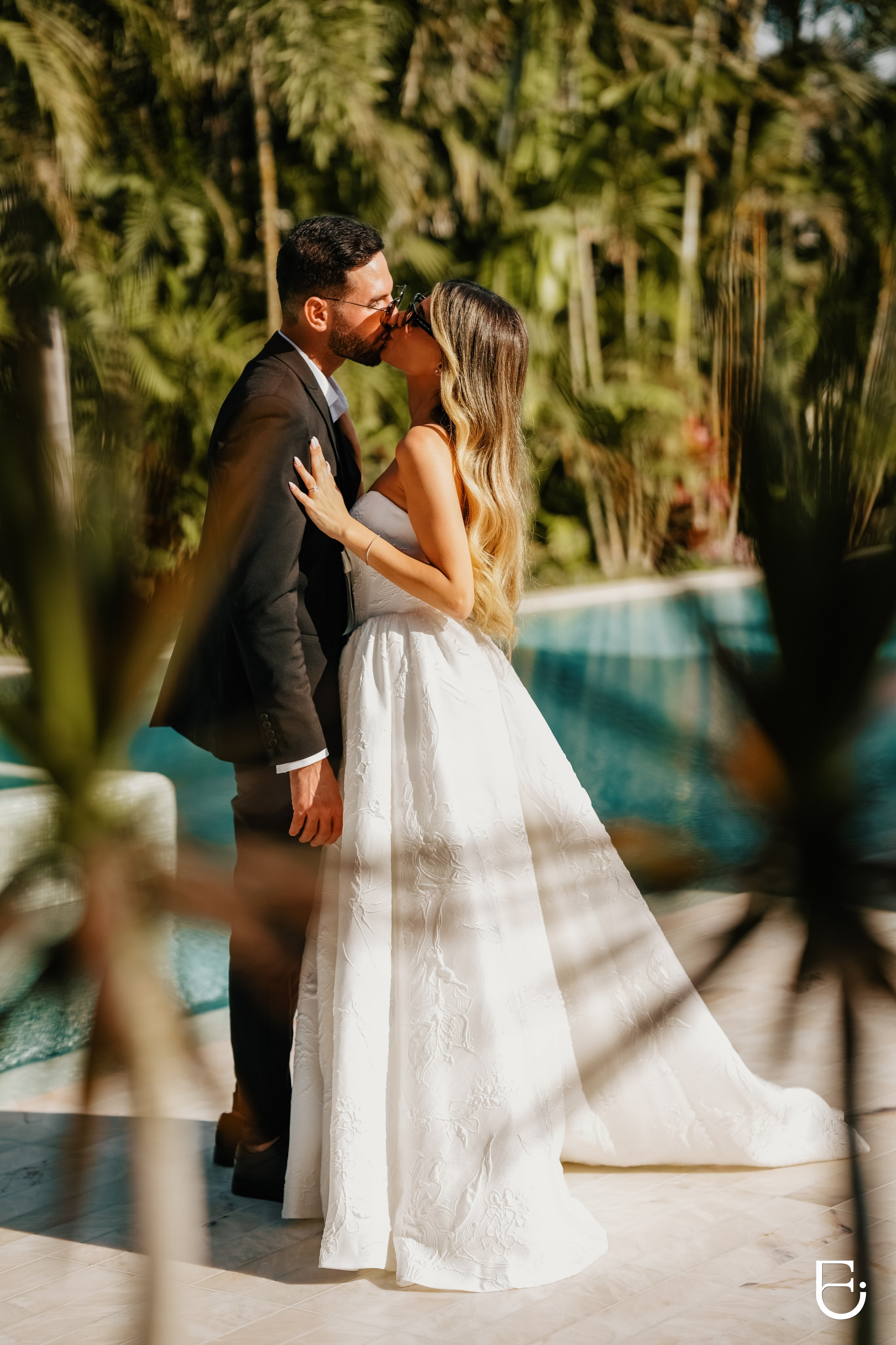 WEDDINGS. CAMELLIA ART PHOTOGRAPHY