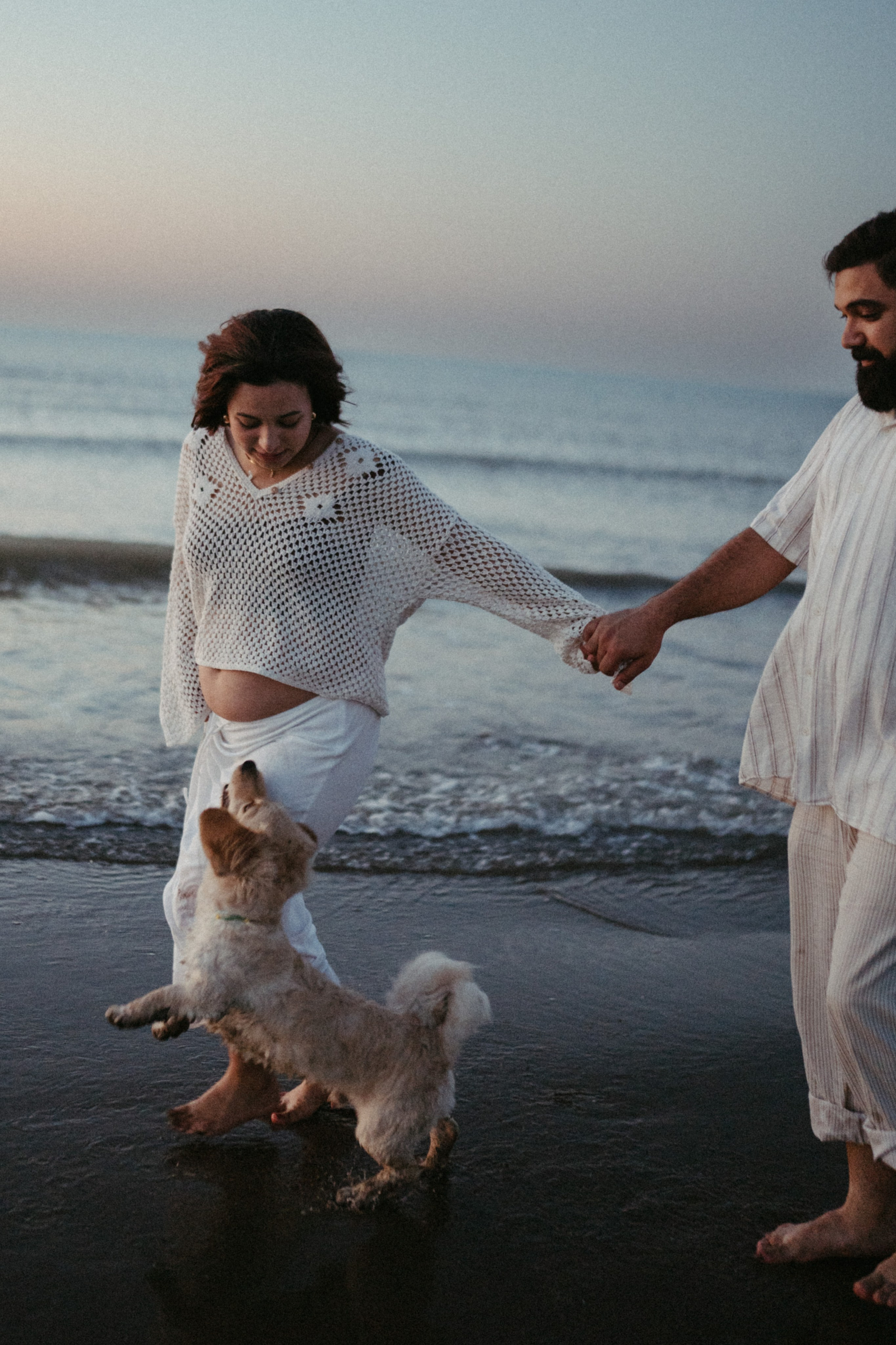 Expecting Javad. Family photographer in Saudi Arabia