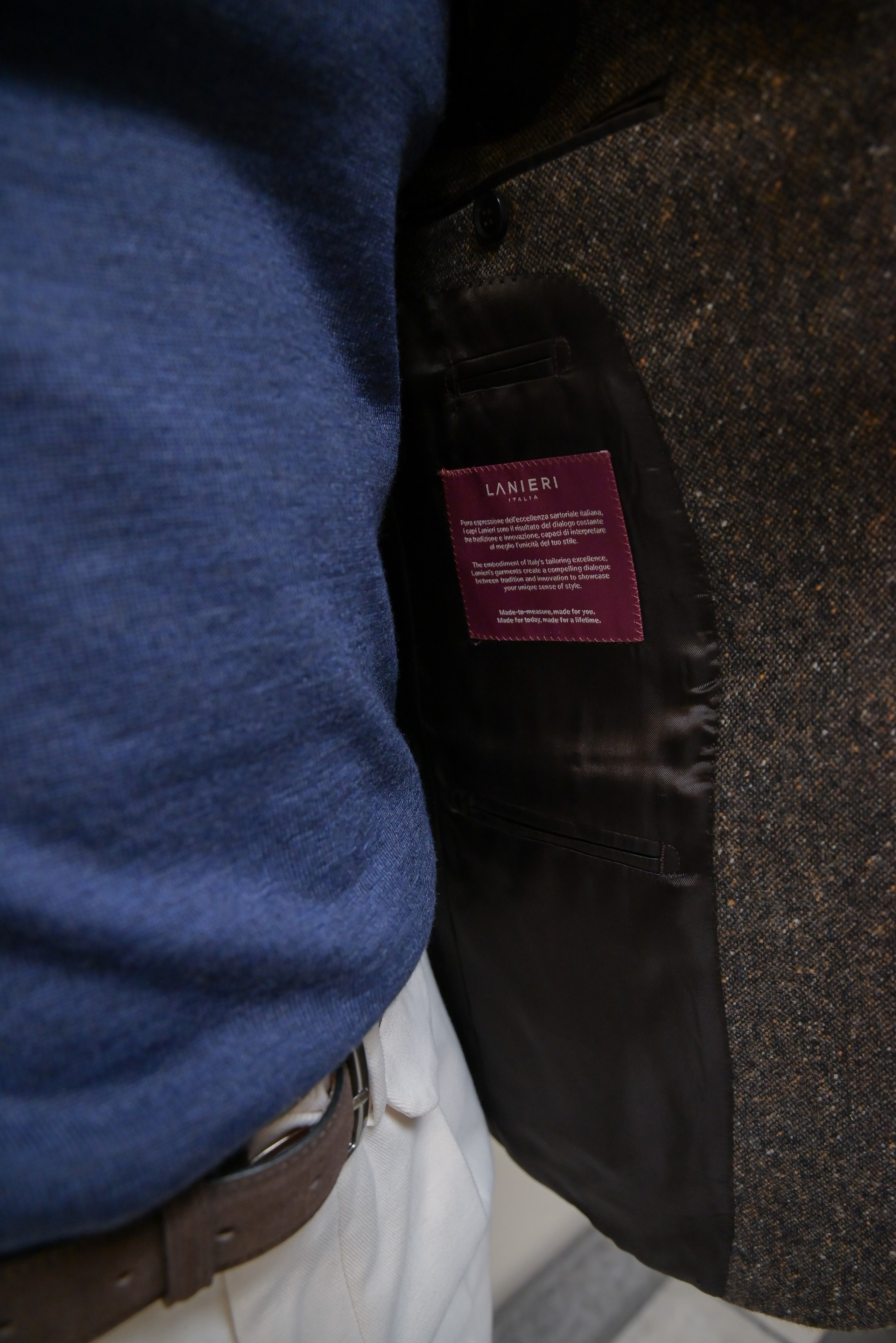 LANIERI - CONTENUTI PER IL PUNTO DI VENDITA DI TORINO