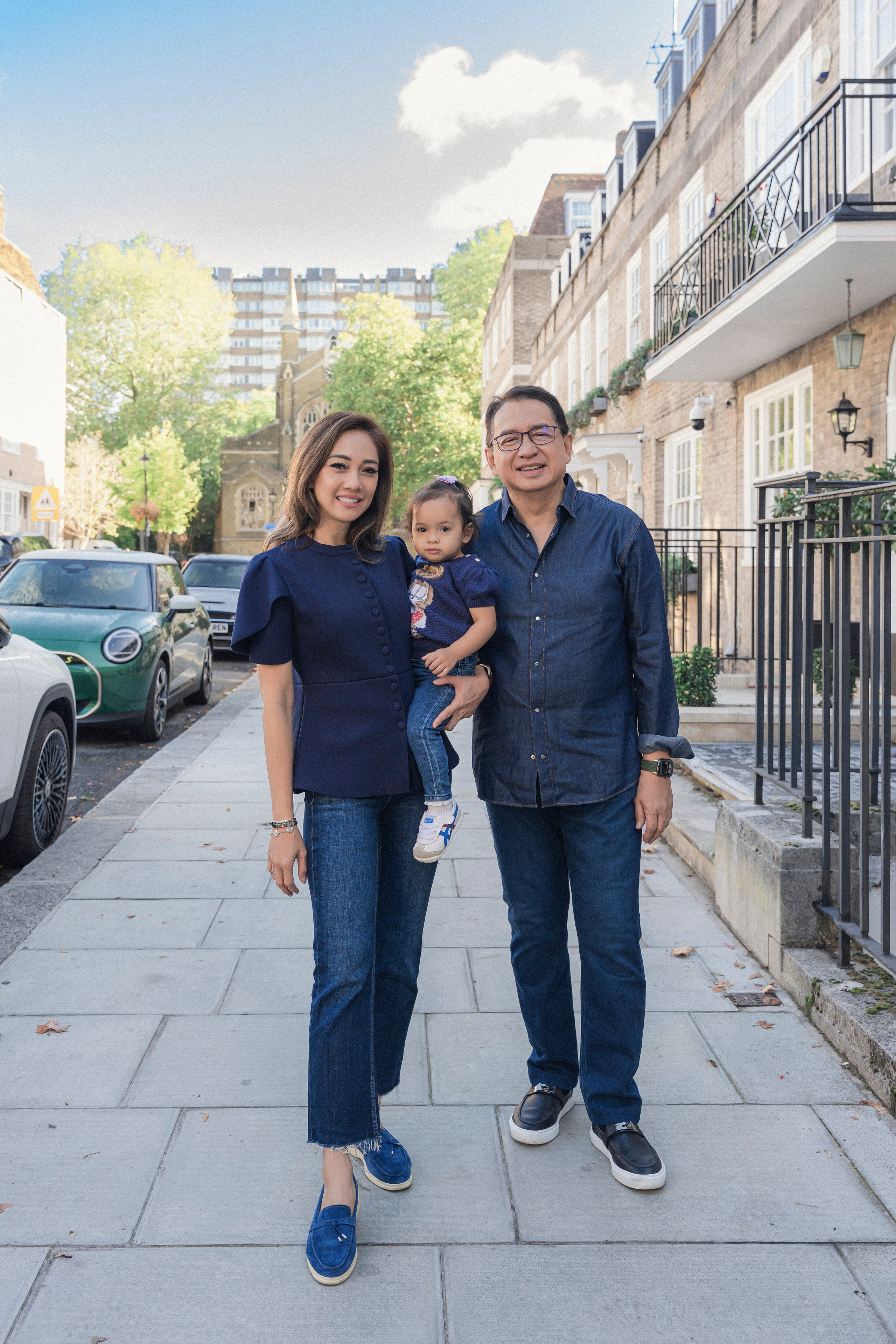Family walk. Tonya Kyrylenko photographer in London