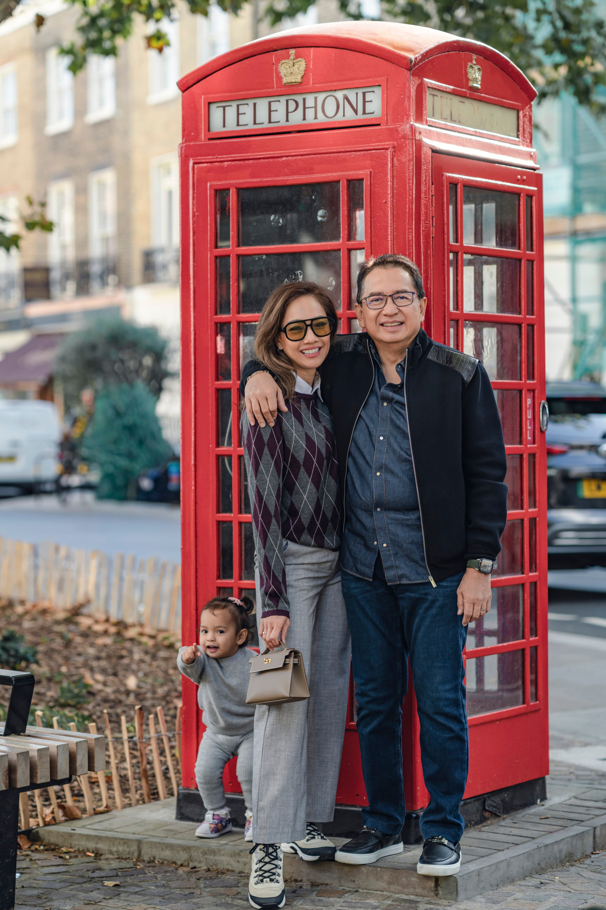 Family walk. Tonya Kyrylenko photographer in London