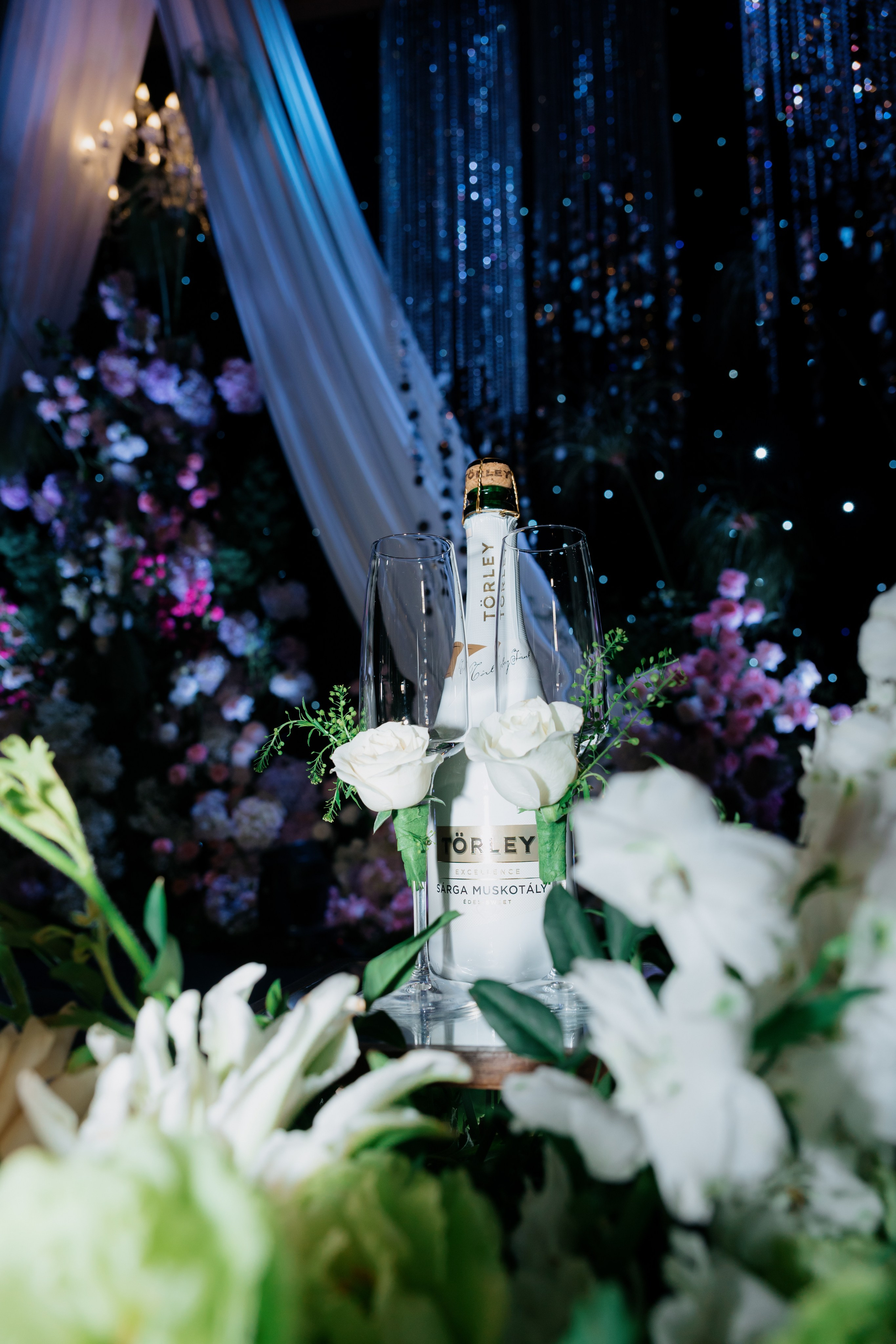 Nicholas & KimThanh / GemCenter 24.05.2026. Nhiếp ảnh gia đám cưới hàng đầu tại Thành Phố Hồ Chí Minh