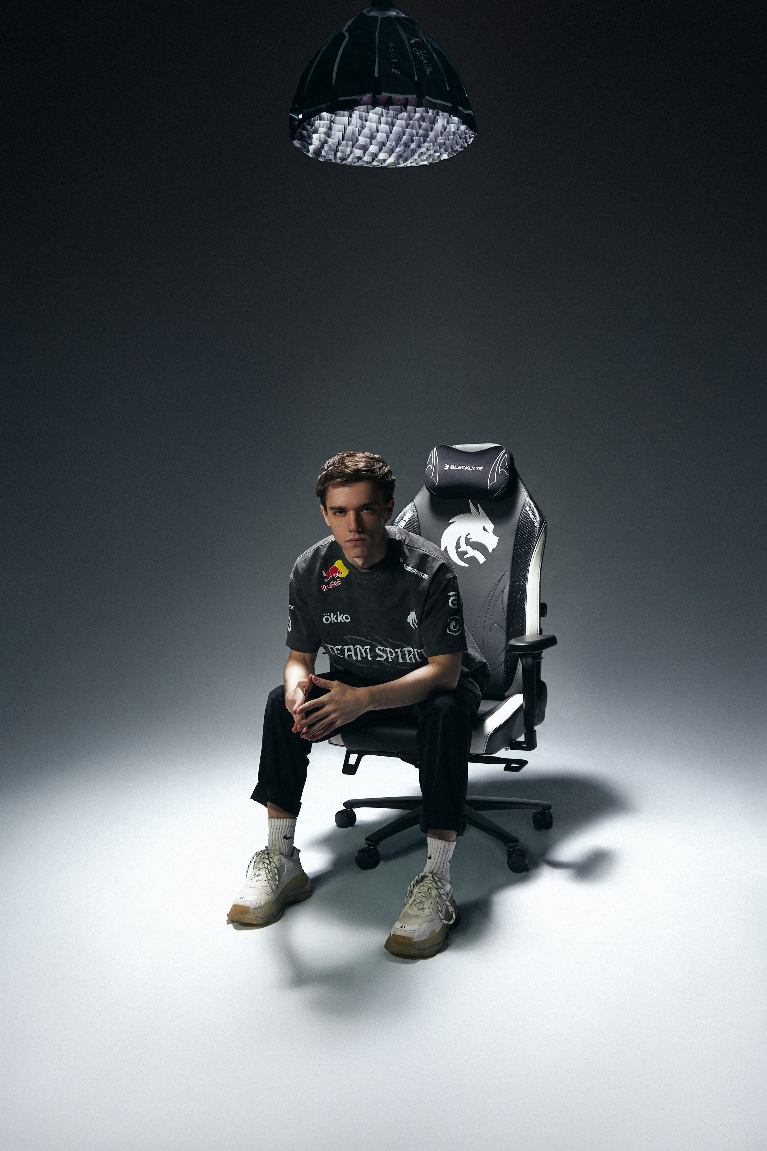 Team Spirit x Blacklyte. Photographer Inna Gainulina