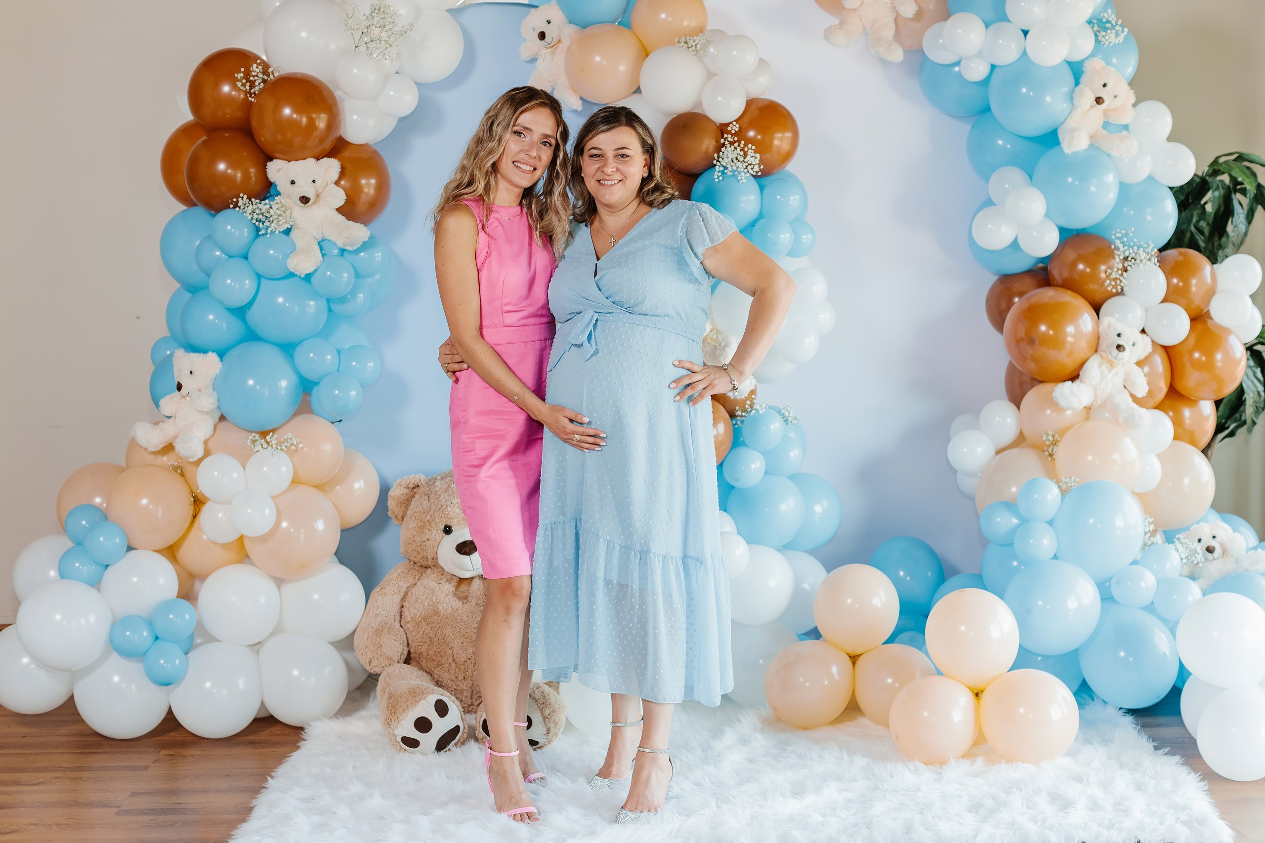 10.01.2022 Baby shower. Wedding family event photographer in Chicago Nick Yushevich
