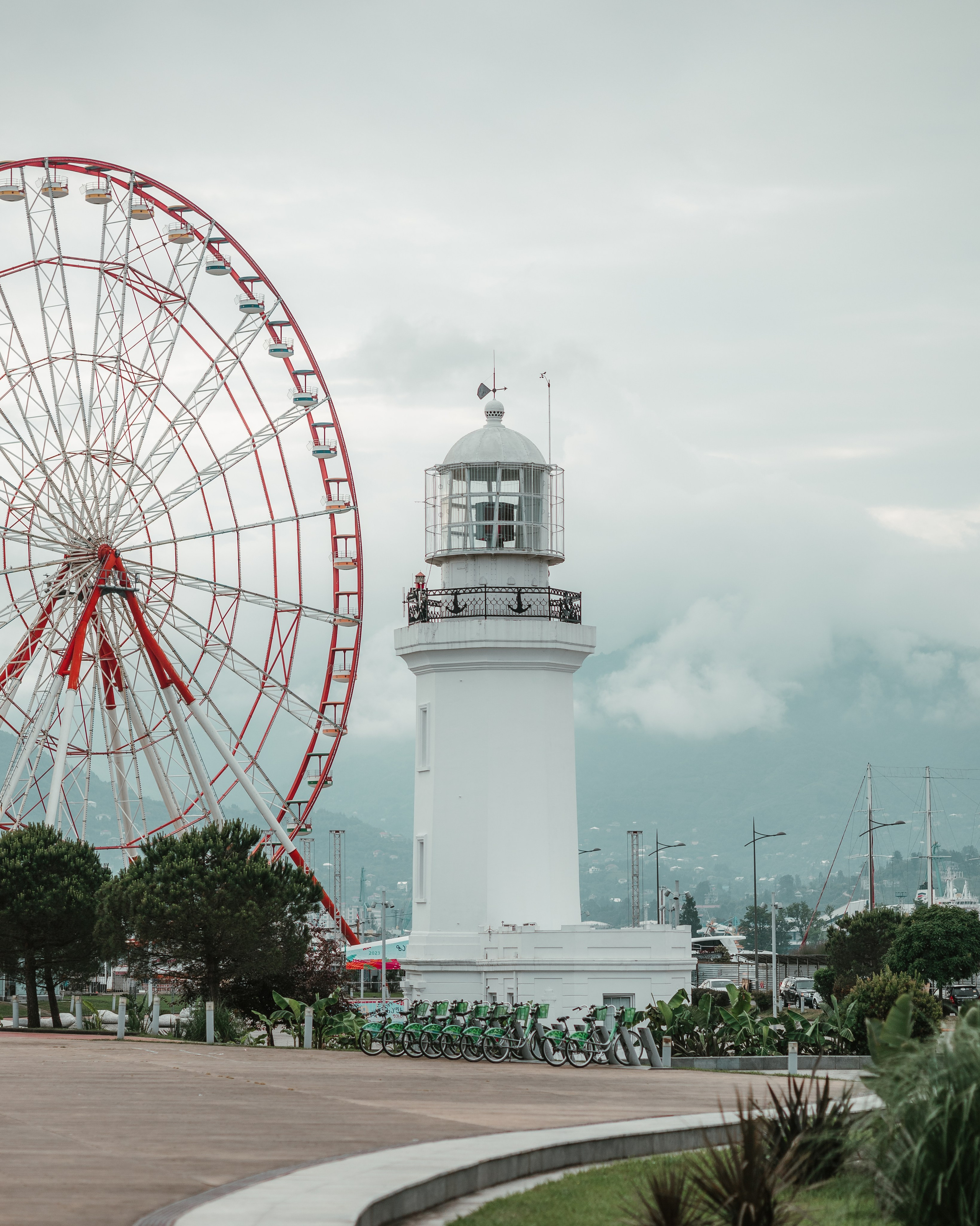 B A T U M I. Bspander