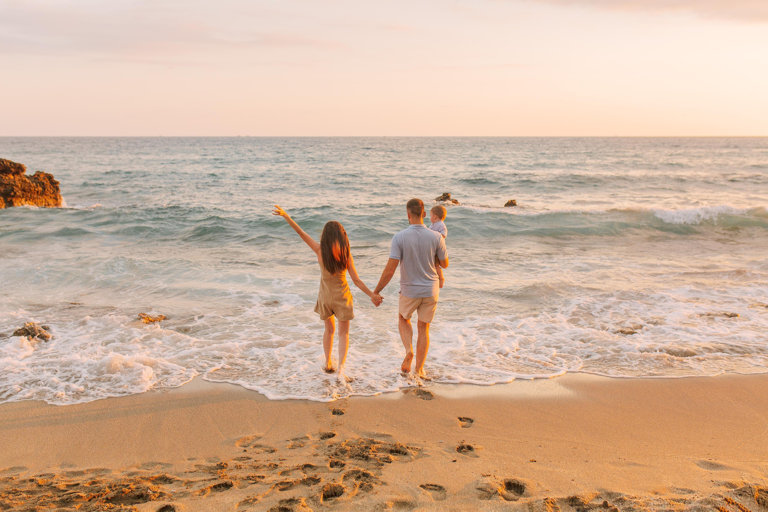 Professional Photographer in Alanya, Side, Belek, Antalya, Kemer. Wedding, family & individual shoots. Photo & Video delivery in 1-3 days