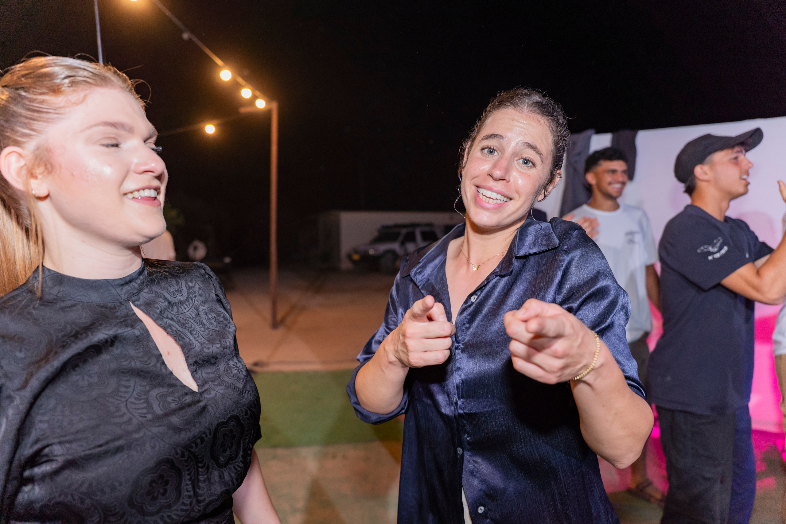 אביה ואחיה. יוסף מזרחי צילום חתונה, ברית וזוגיות. צלם מקצועי שאוהב להוציא אתכם הכי יפים ברגעים הכי מרגשים