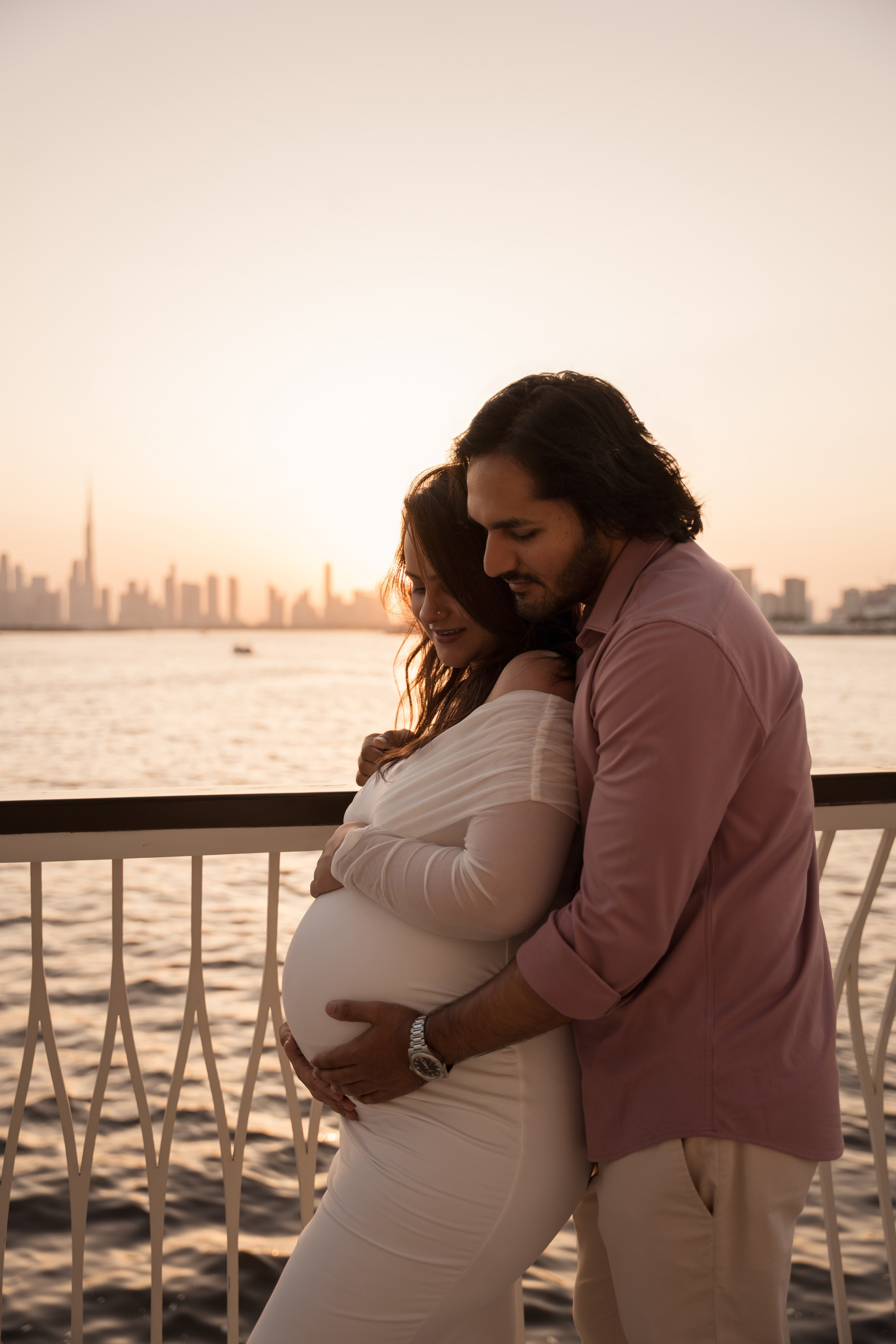 Sunset Symphony of Love. Angela Iakovleva — Family Photographer in Dubai