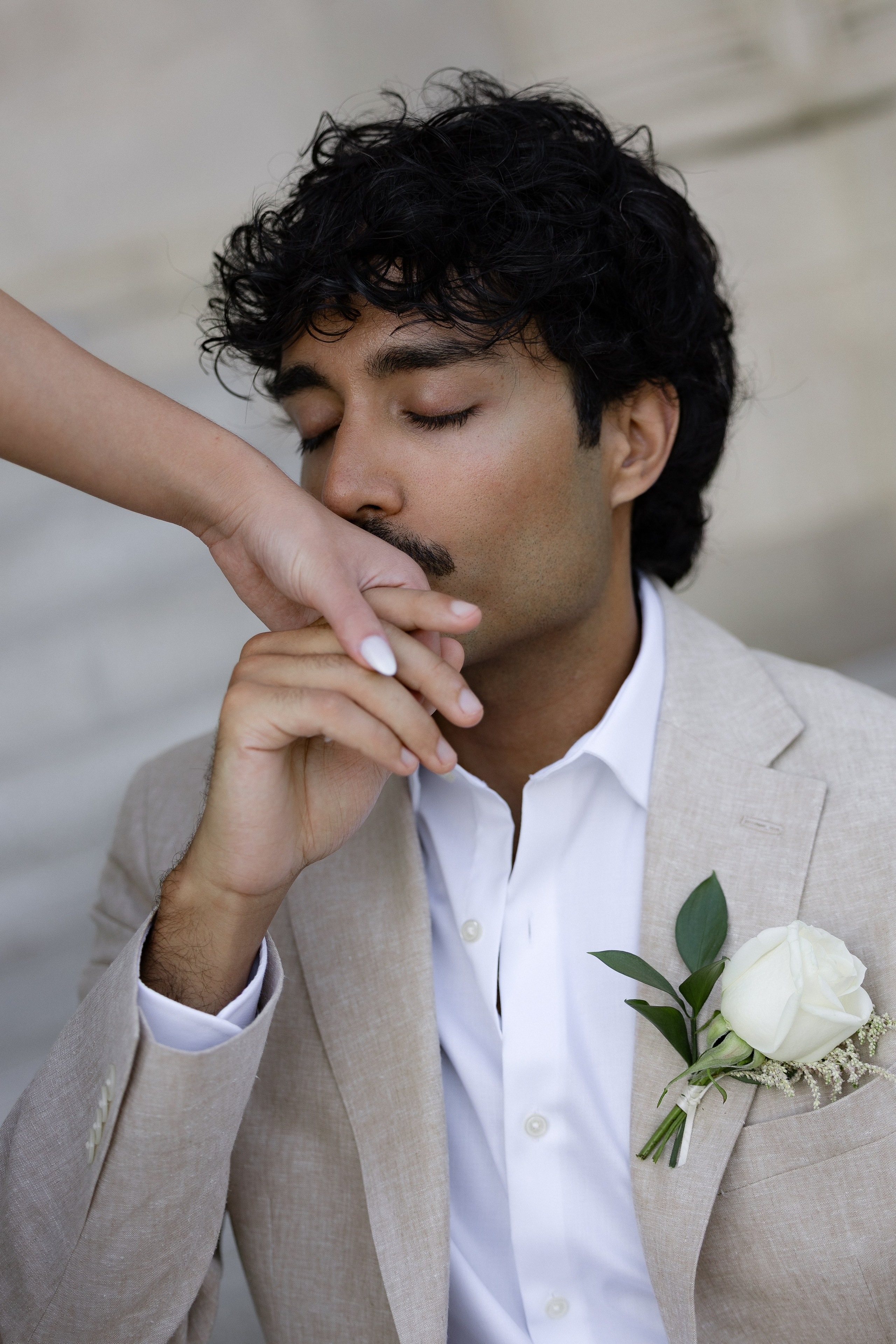 Nina and Arjun. Intimate Elopement in Washington DC. Photographer Anastasia Nagibina
